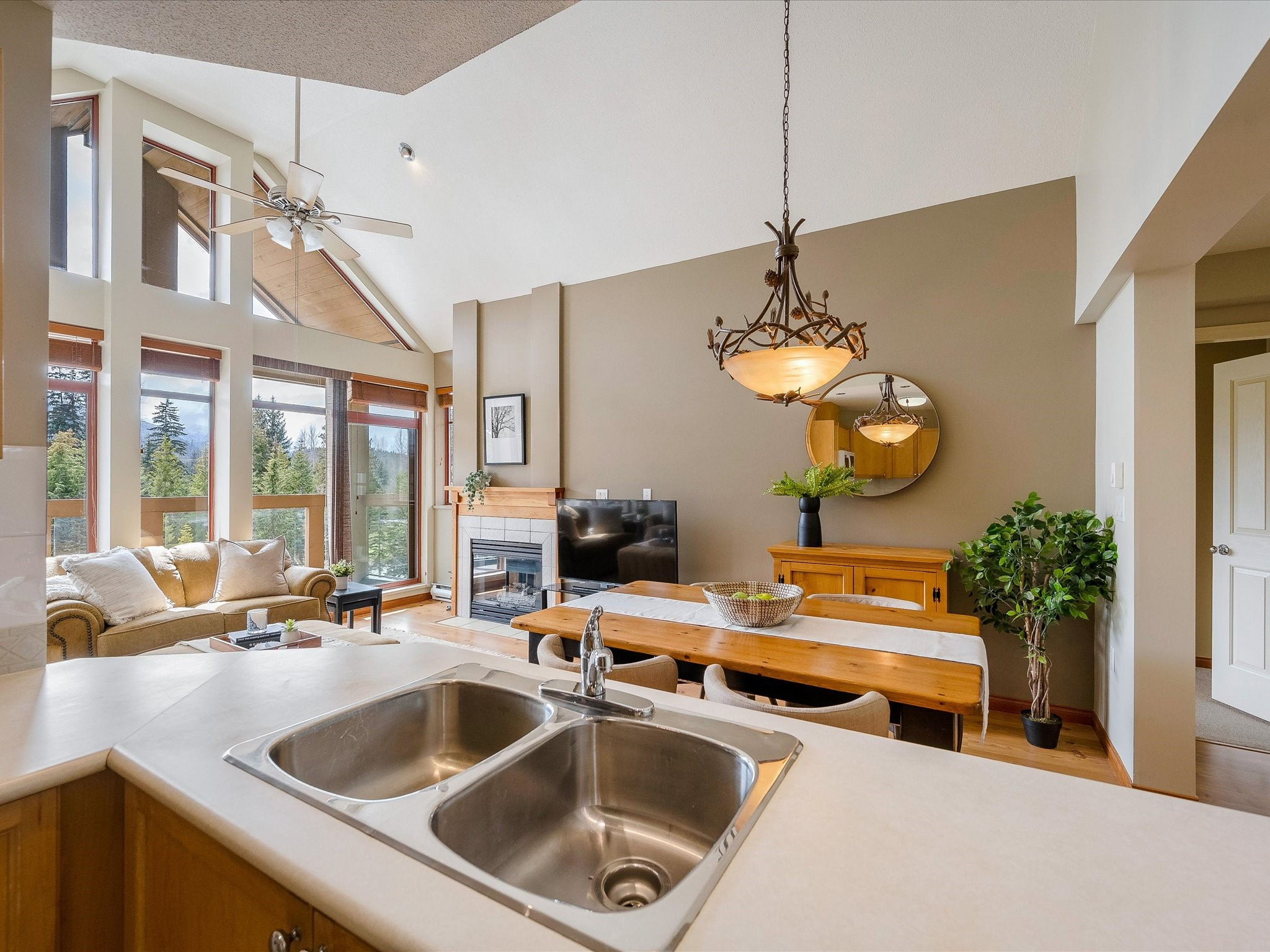 307-8080 Nicklaus North Boulevard image 9