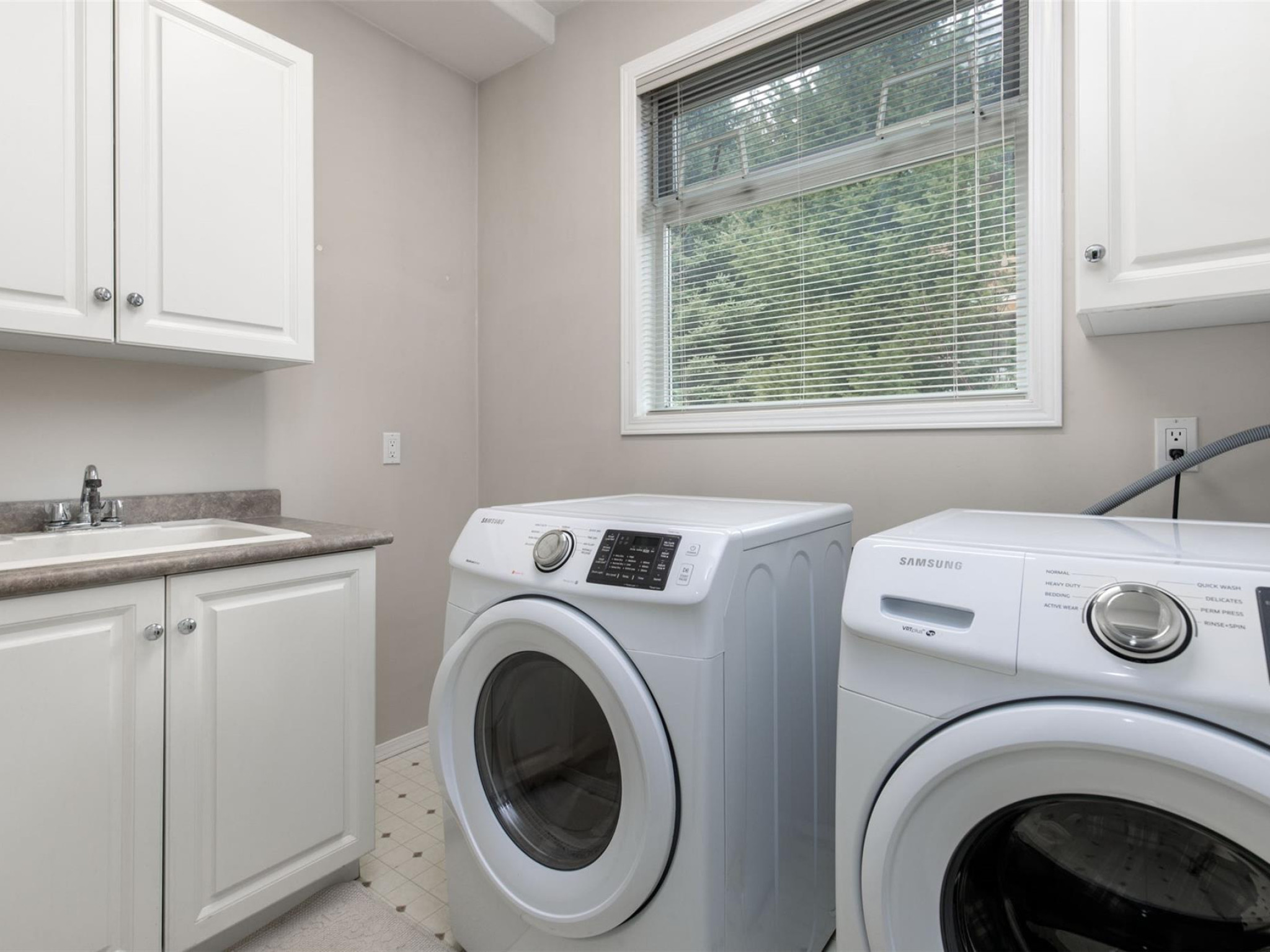 7443 Dogwood Street image 27