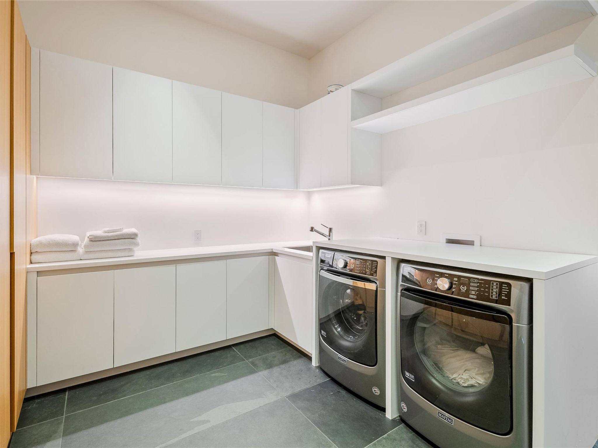 8080 Cypress Place image 29