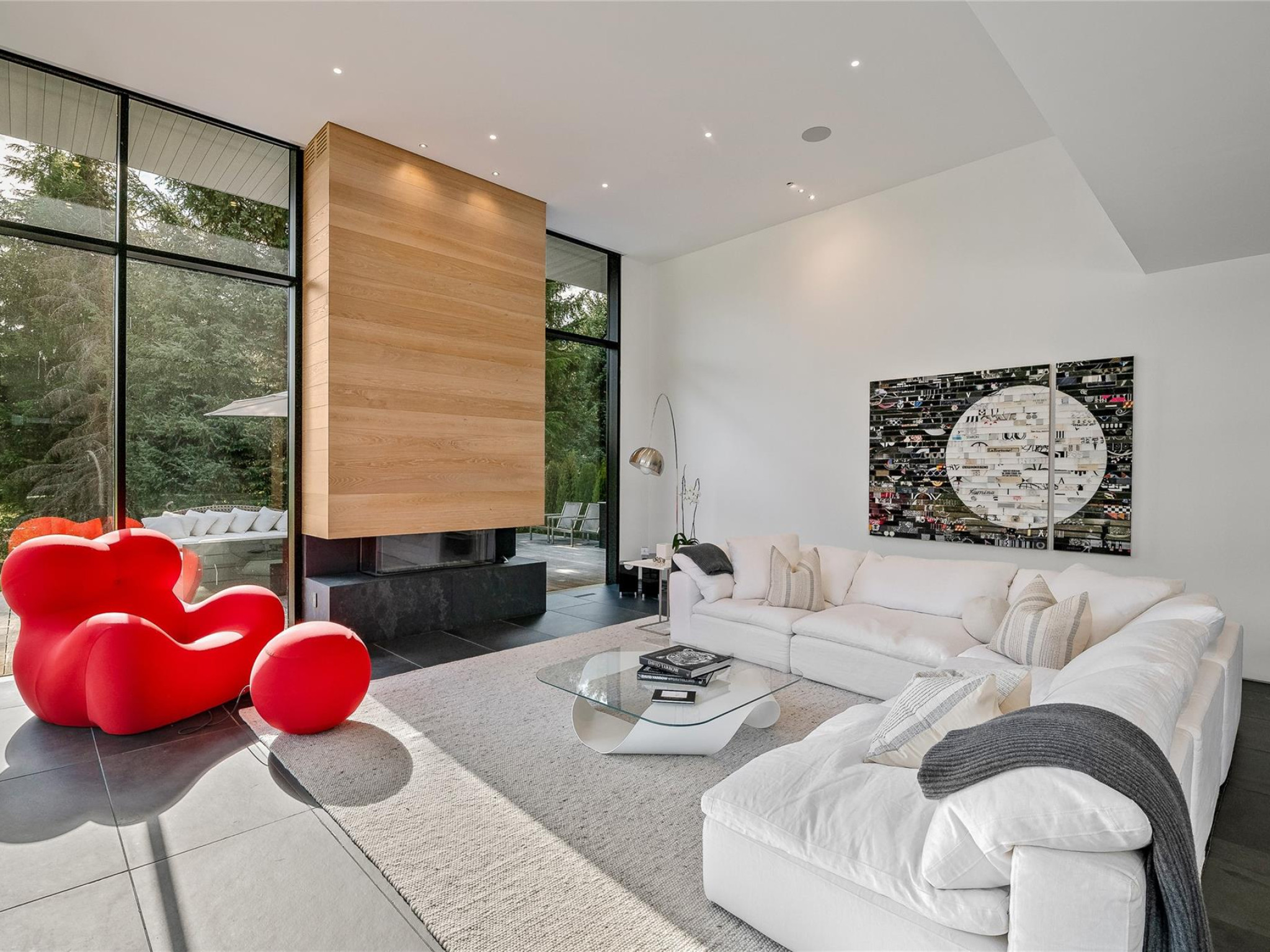 8080 Cypress Place image 7