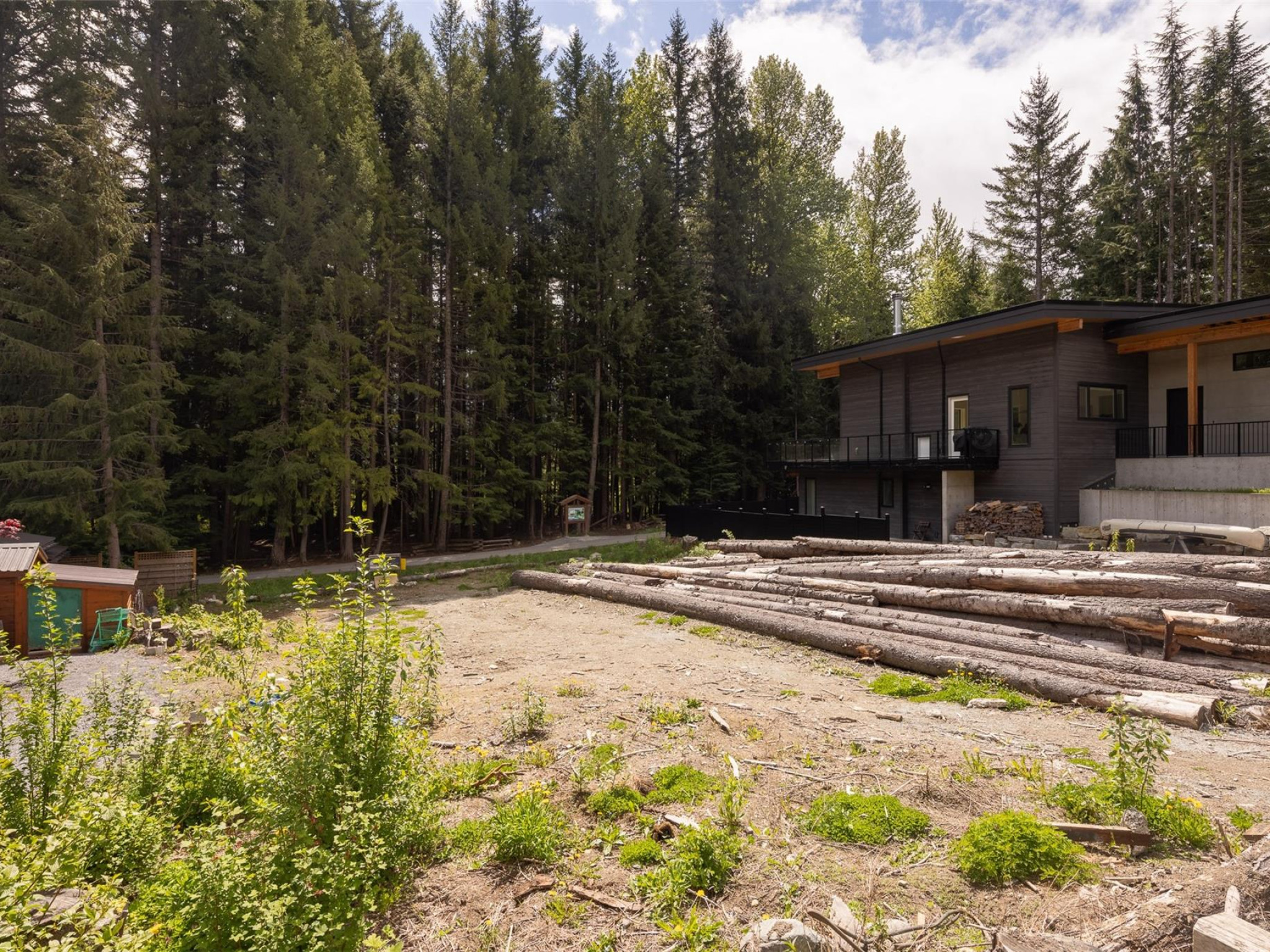 8354 Rainbow Drive image 11