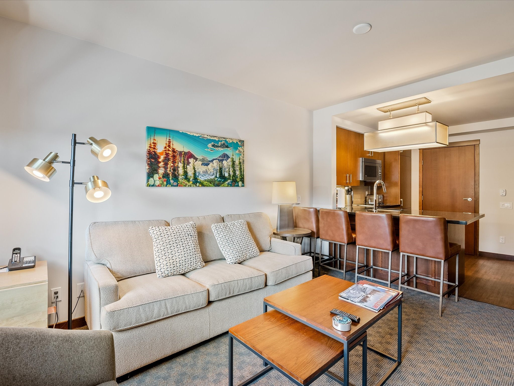 114D-2020 London Lane image 3