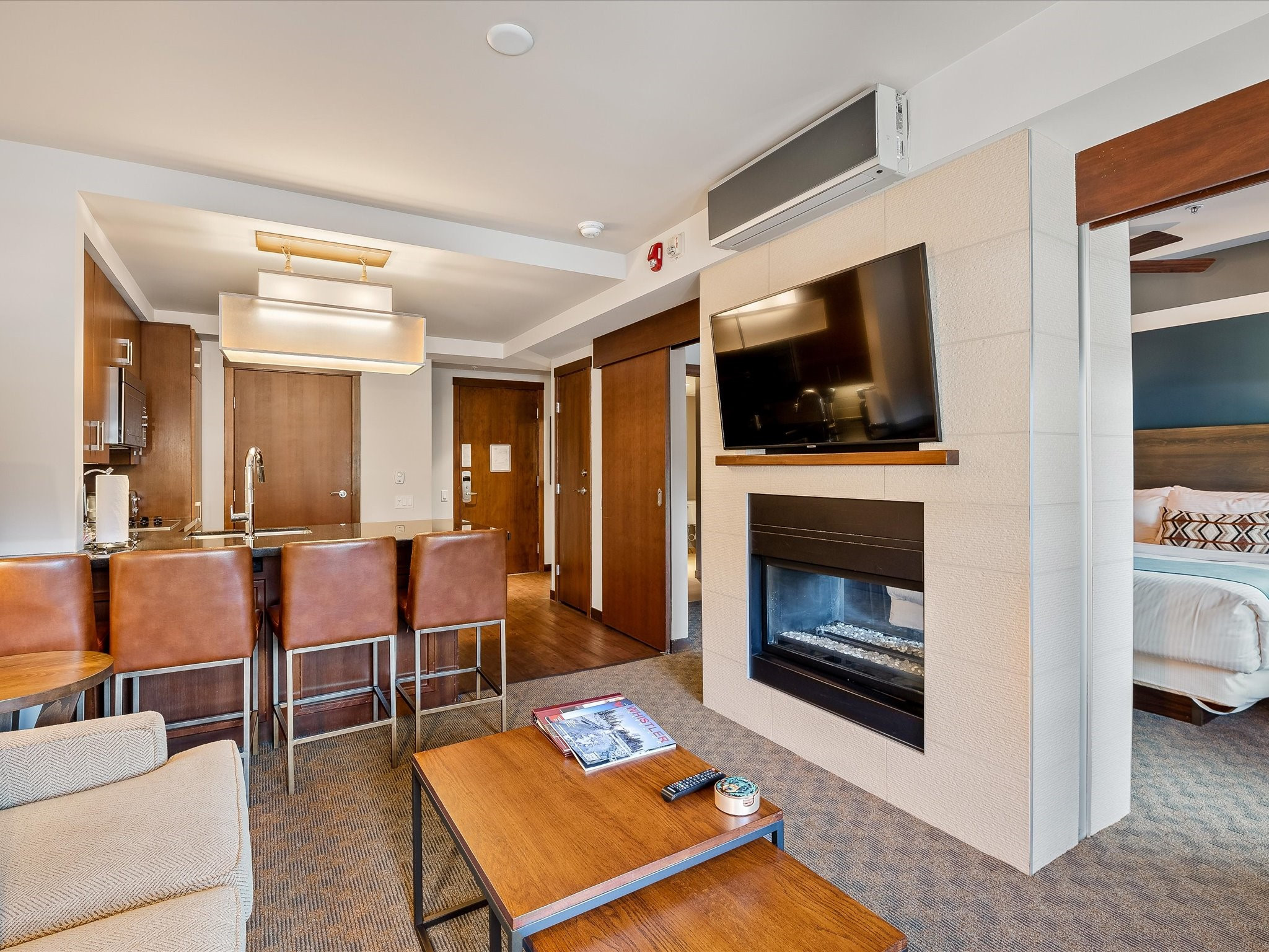 114D-2020 London Lane image 4