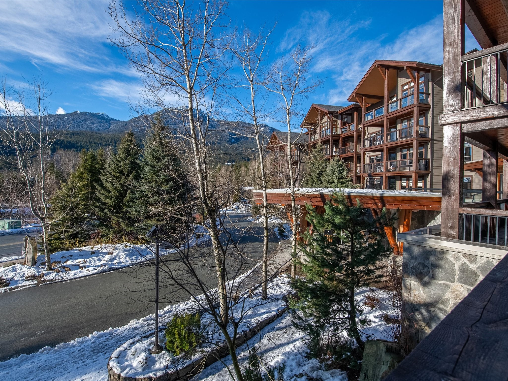 114D-2020 London Lane image 8