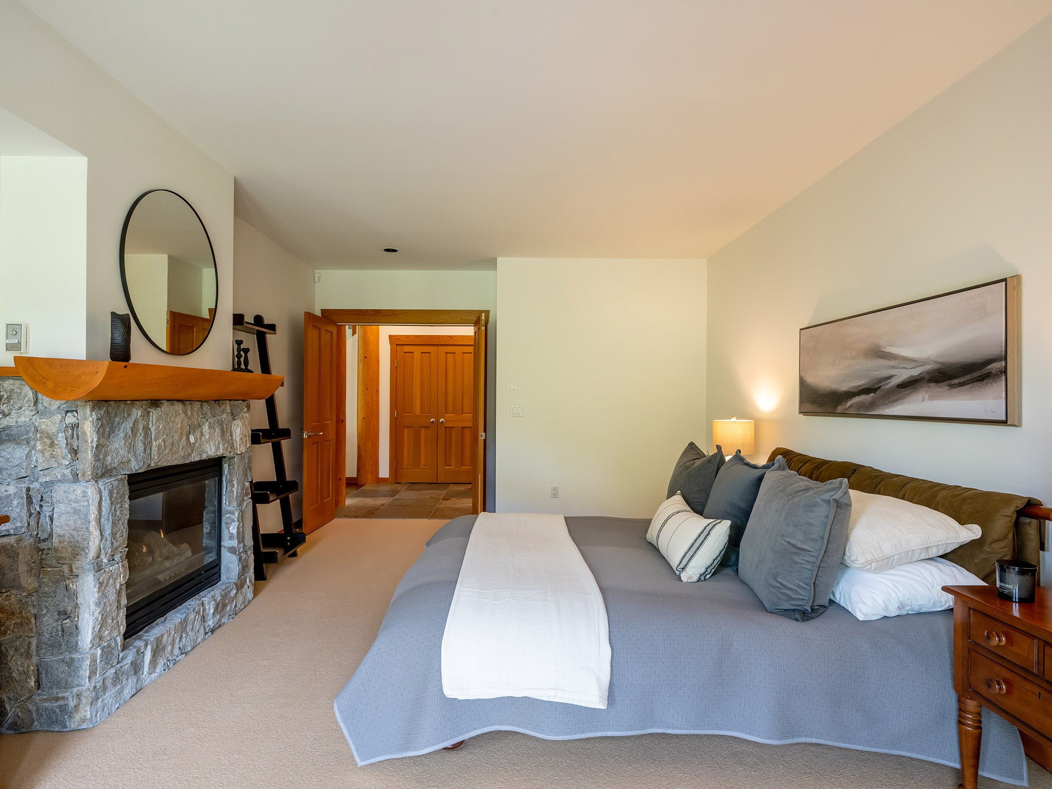 8398 Glen Abbey Lane image 11