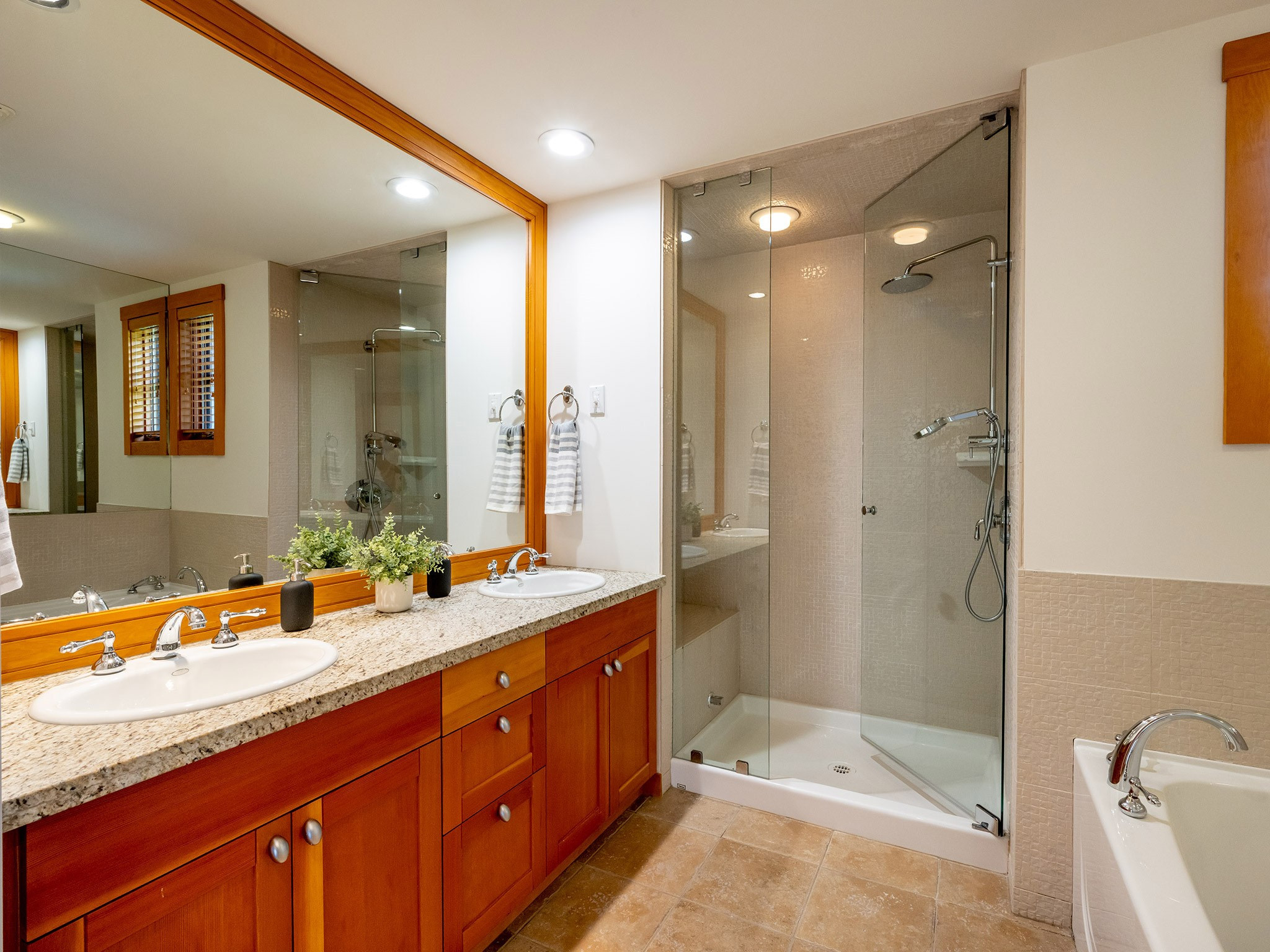 8398 Glen Abbey Lane image 12