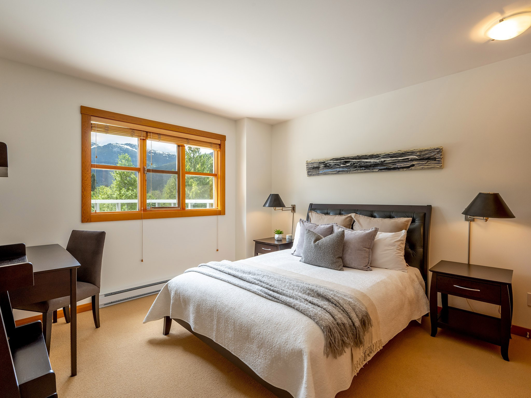 8398 Glen Abbey Lane image 16