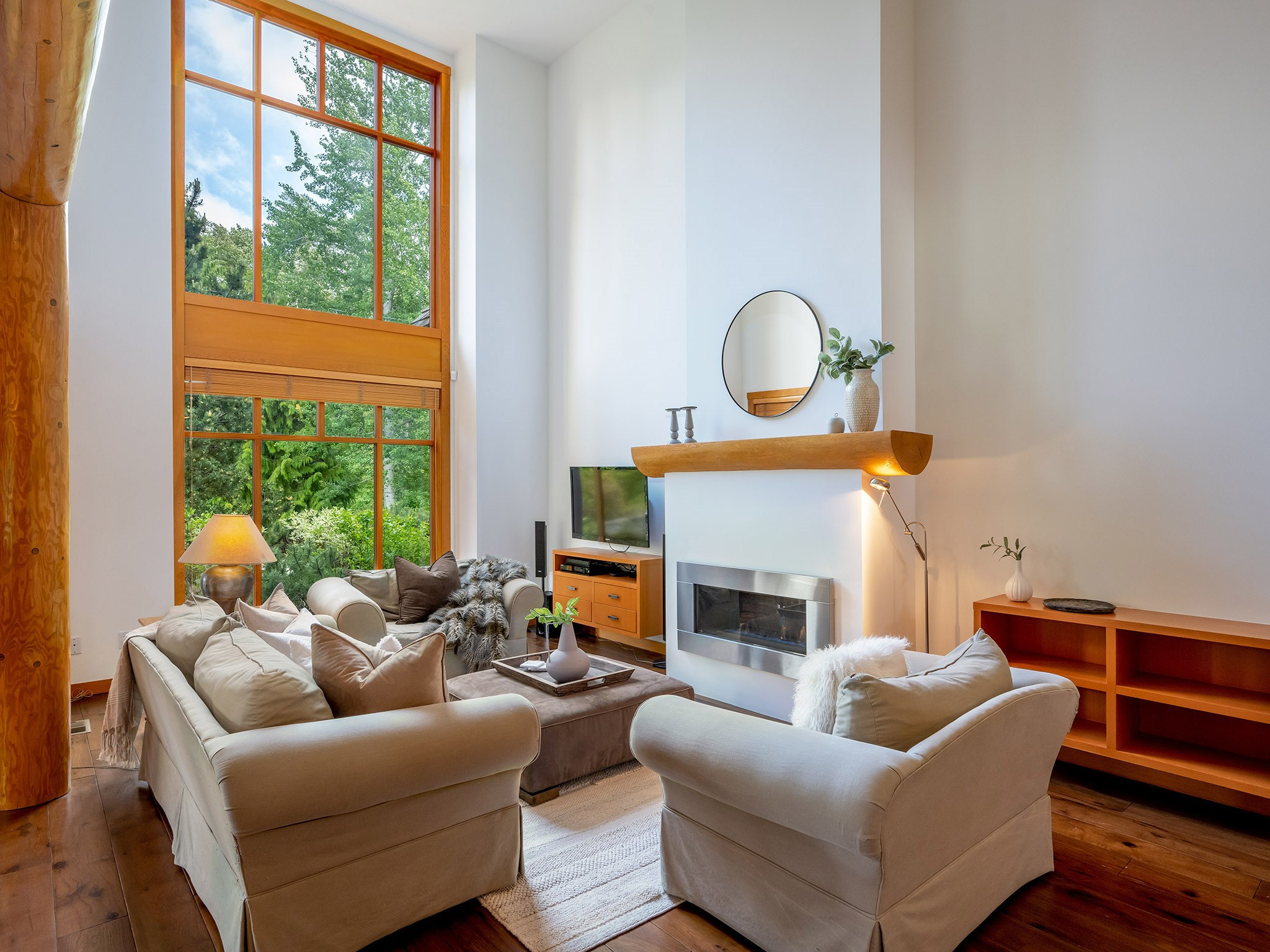 8398 Glen Abbey Lane image 1