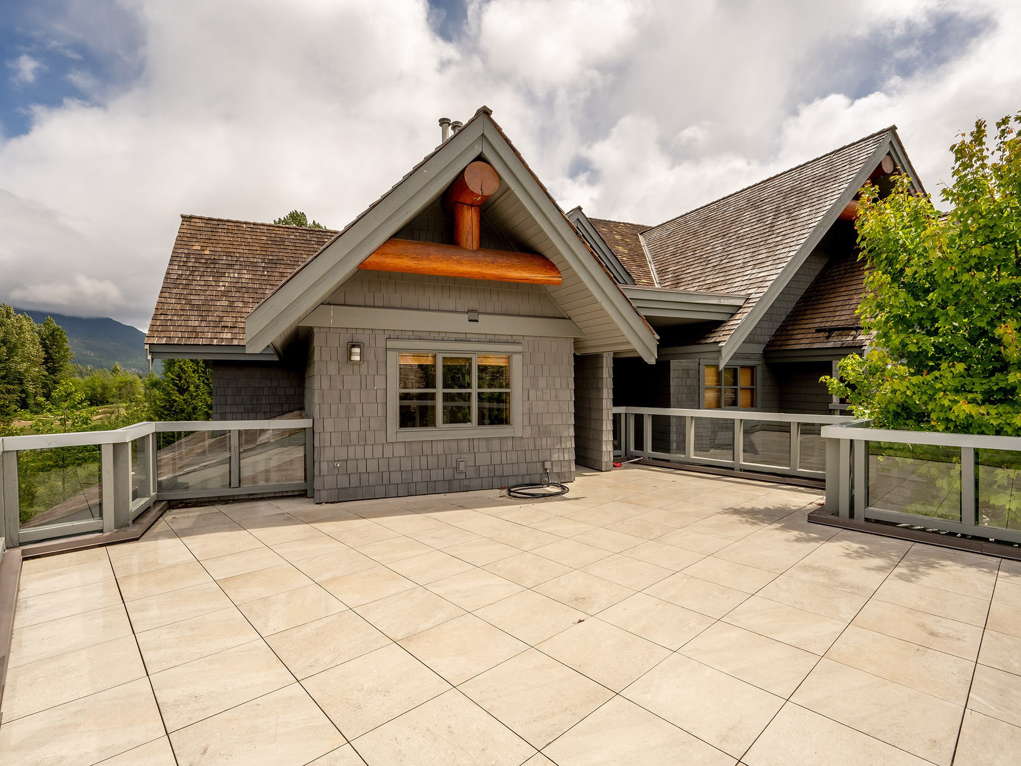 8398 Glen Abbey Lane image 22