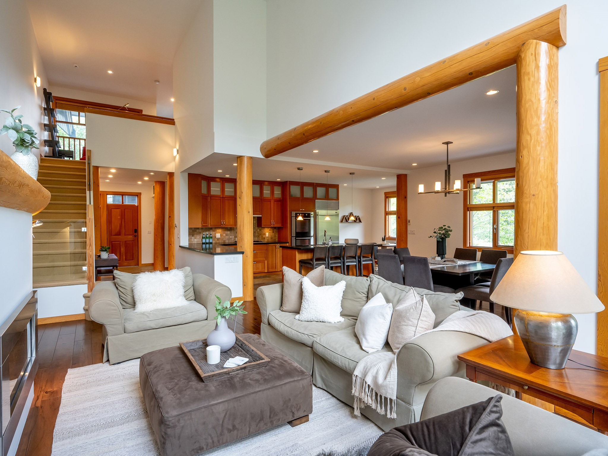 8398 Glen Abbey Lane image 3