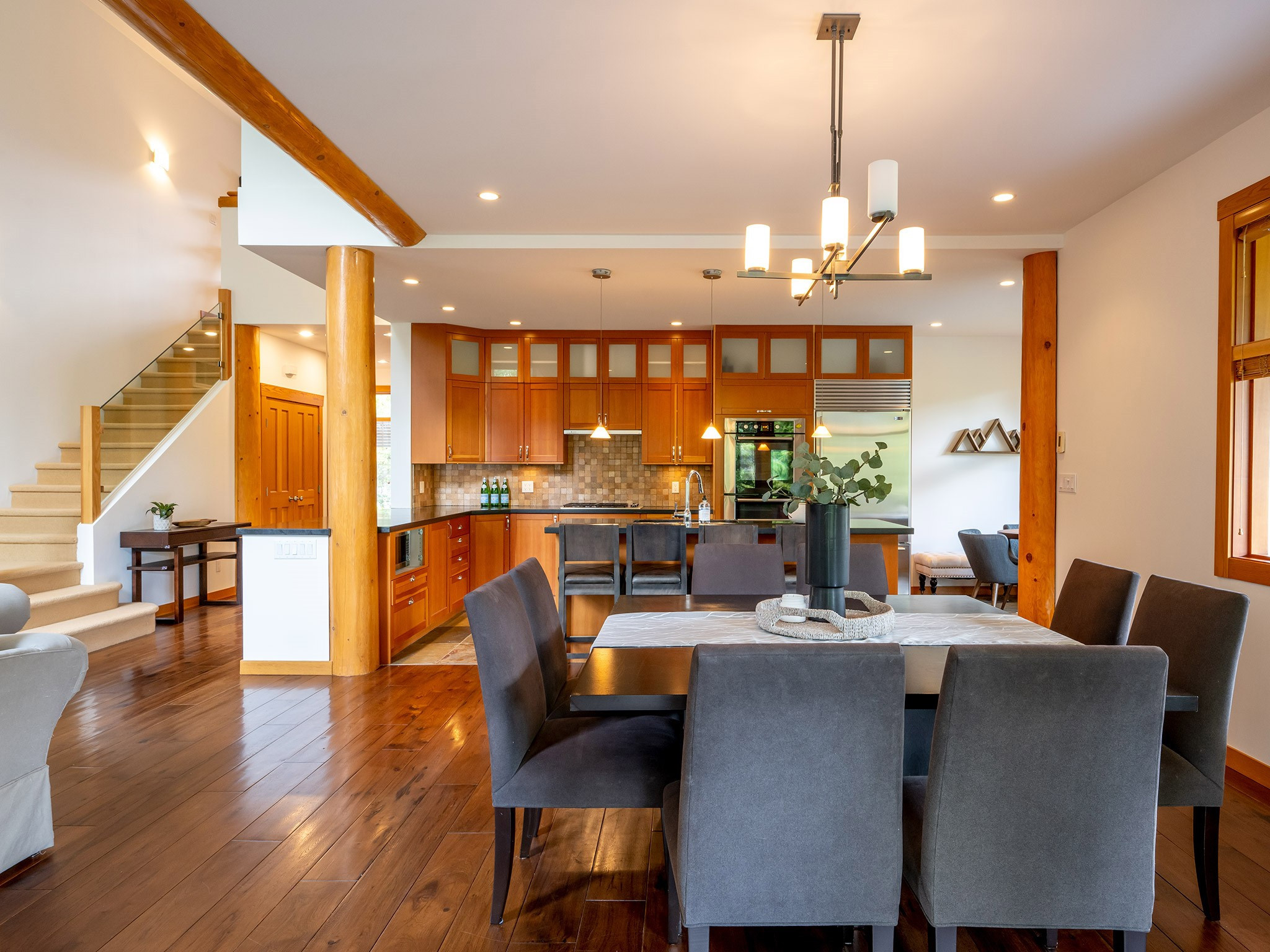 8398 Glen Abbey Lane image 6