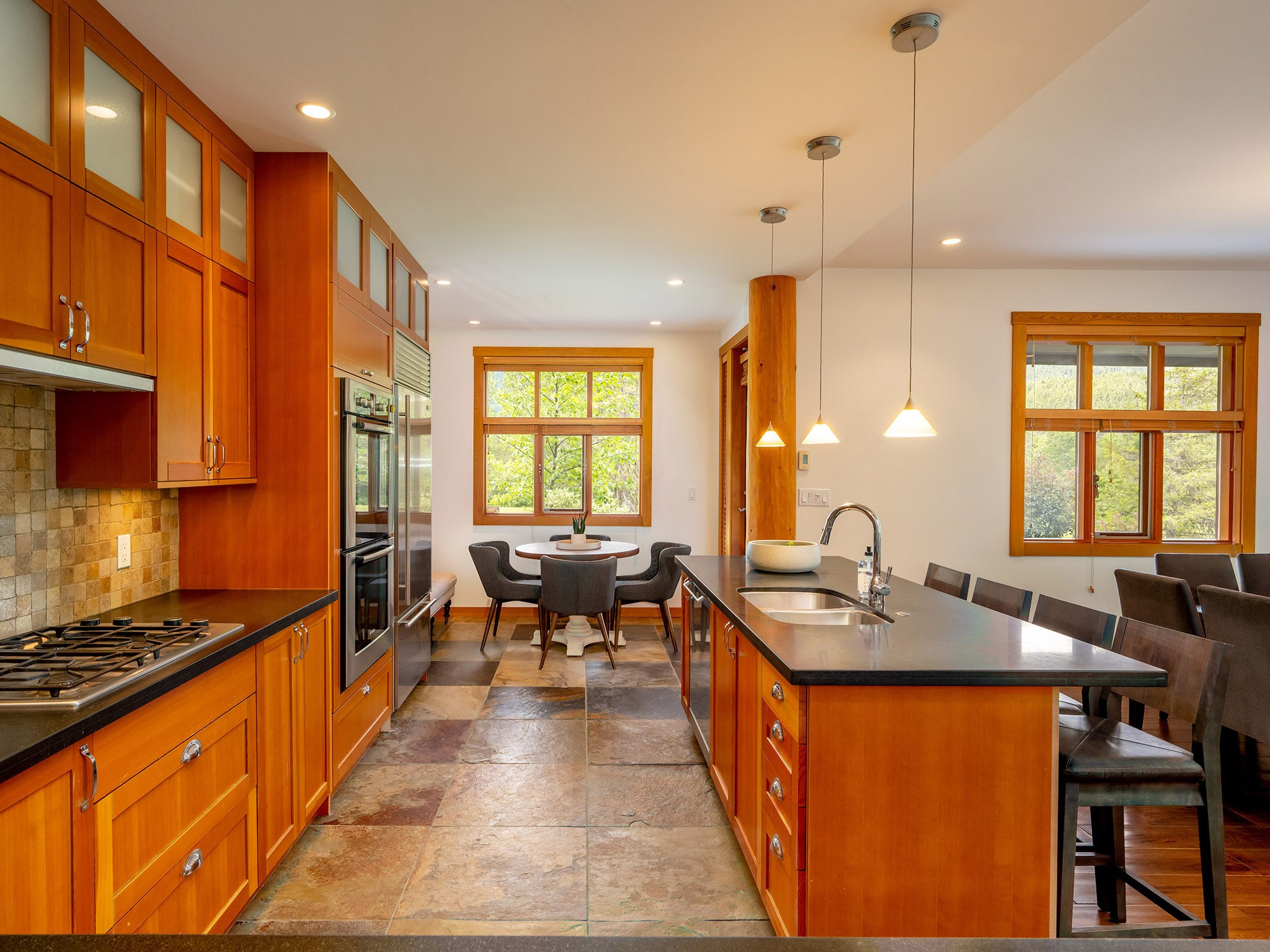 8398 Glen Abbey Lane image 8