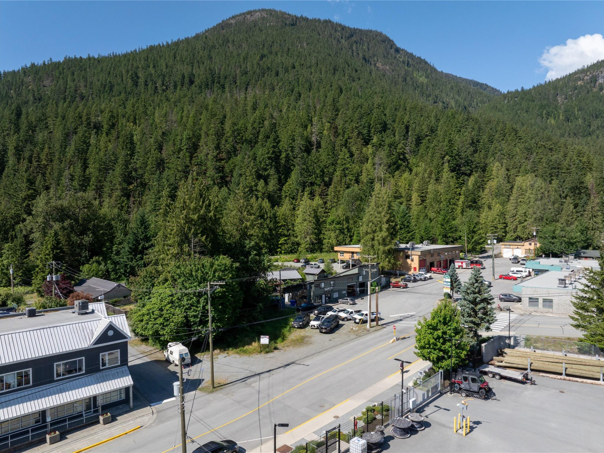 7421 Prospect Street image 5