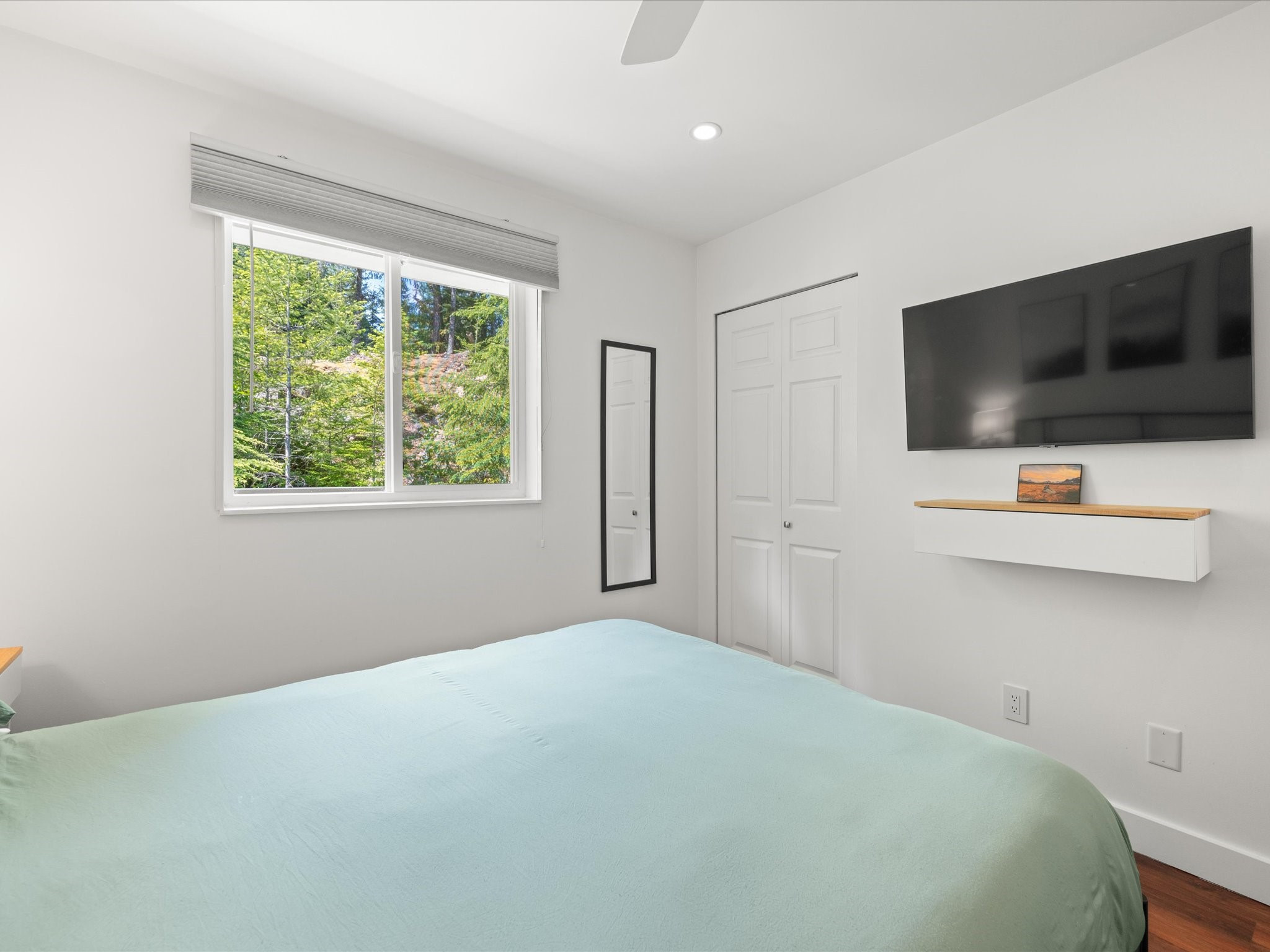 217-2007 Nordic Place image 11