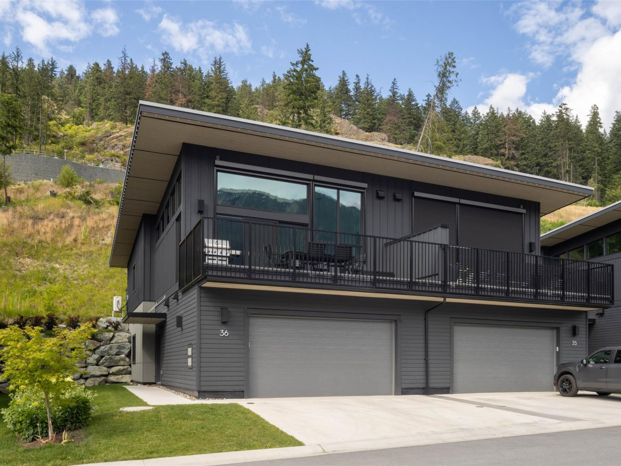 36-4000 Sunstone Way image 37