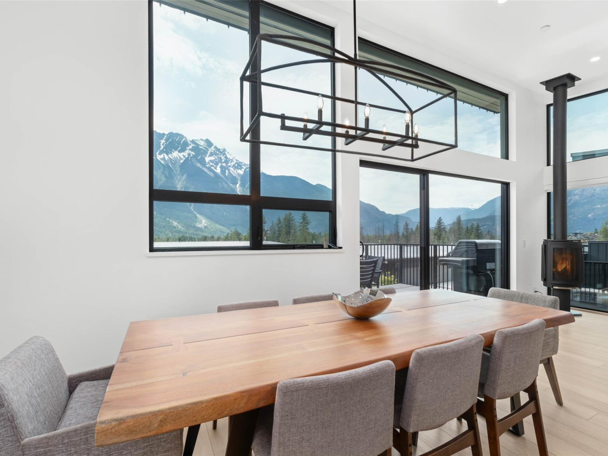 36-4000 Sunstone Way image 4