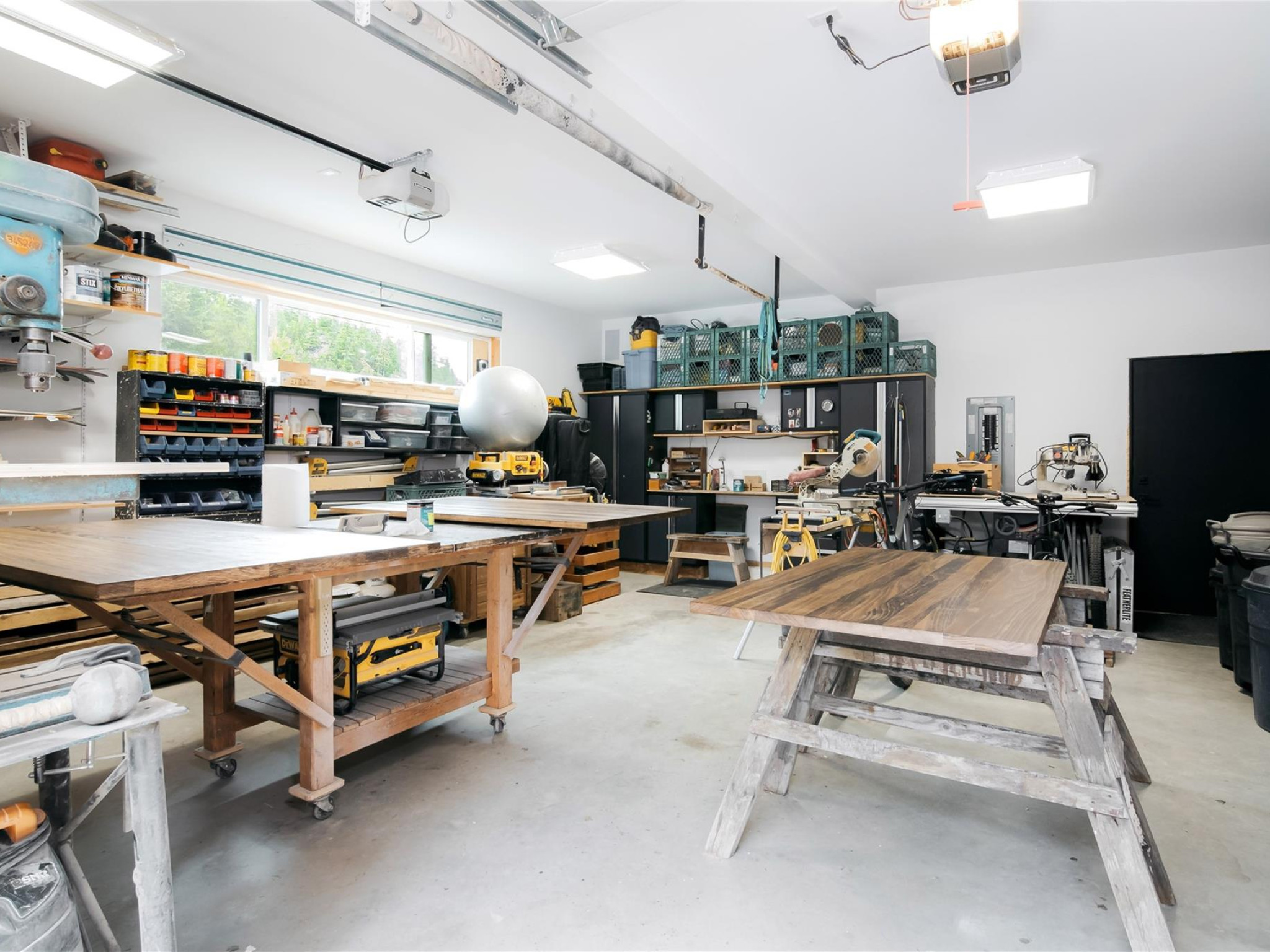 7456 Dogwood Street image 27