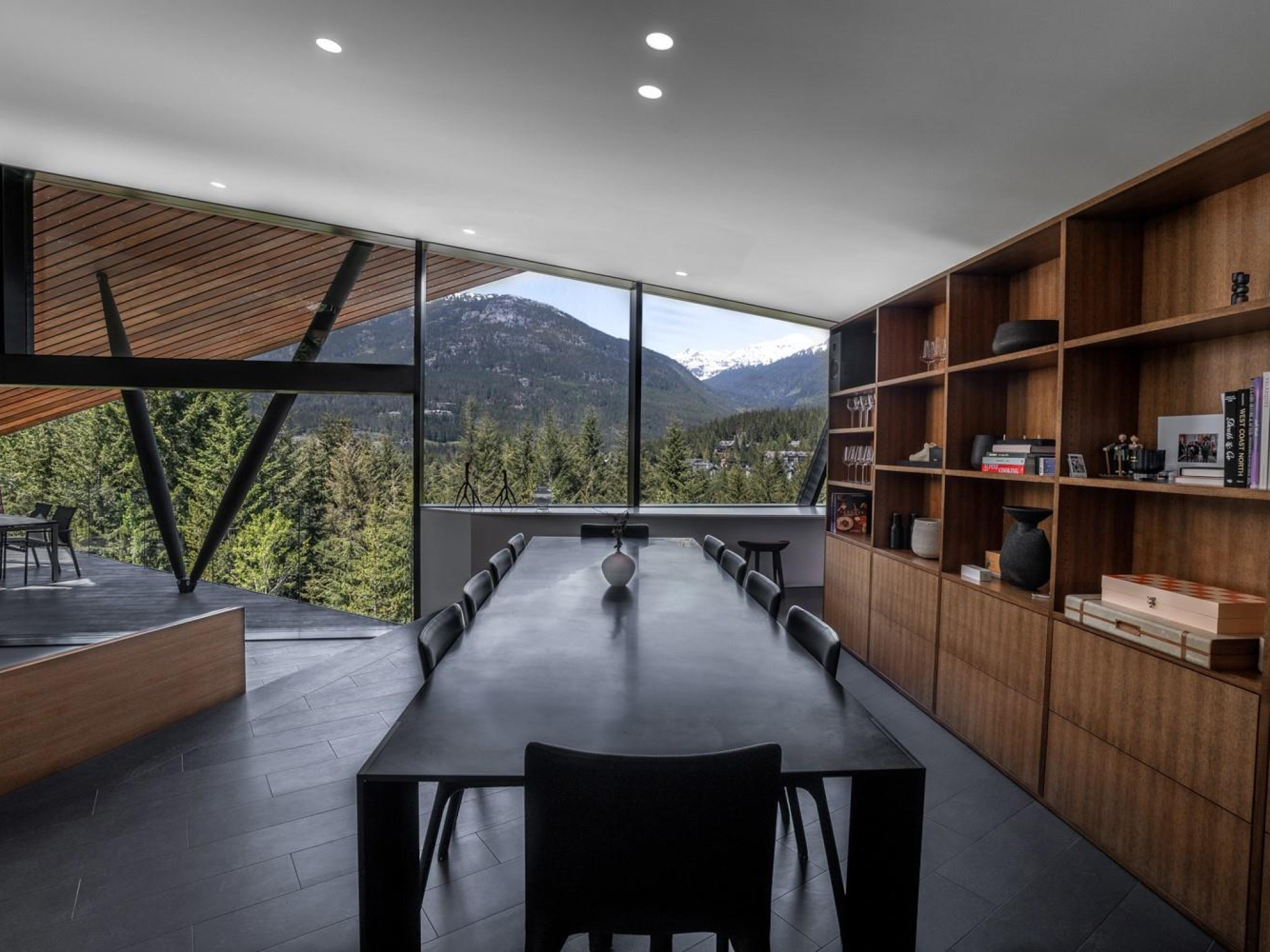 3801 Sunridge Place image 7