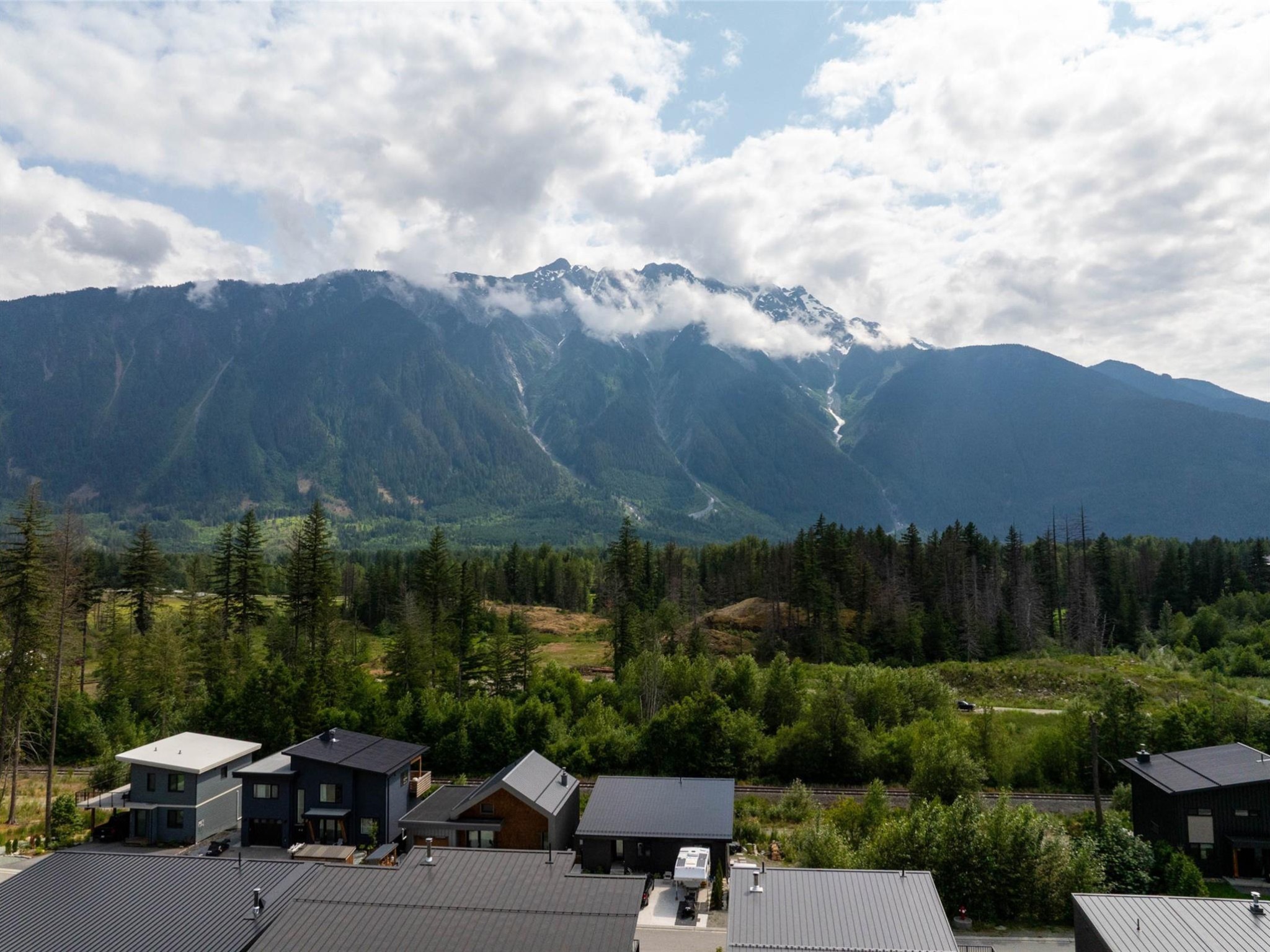 7661 Cerulean Drive image 10