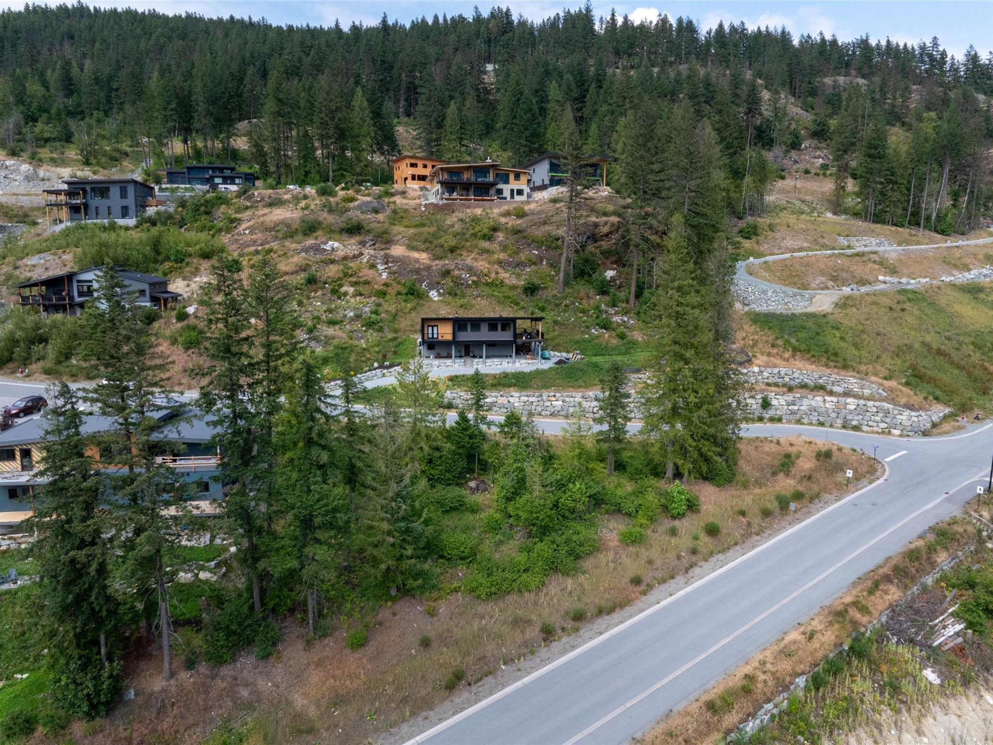 7661 Cerulean Drive image 6