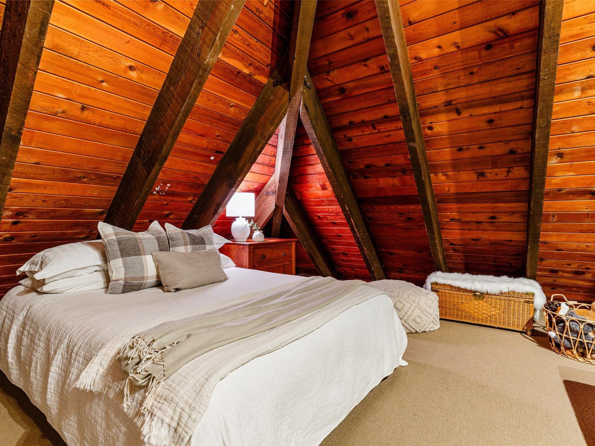 9167 Emerald Drive image 9