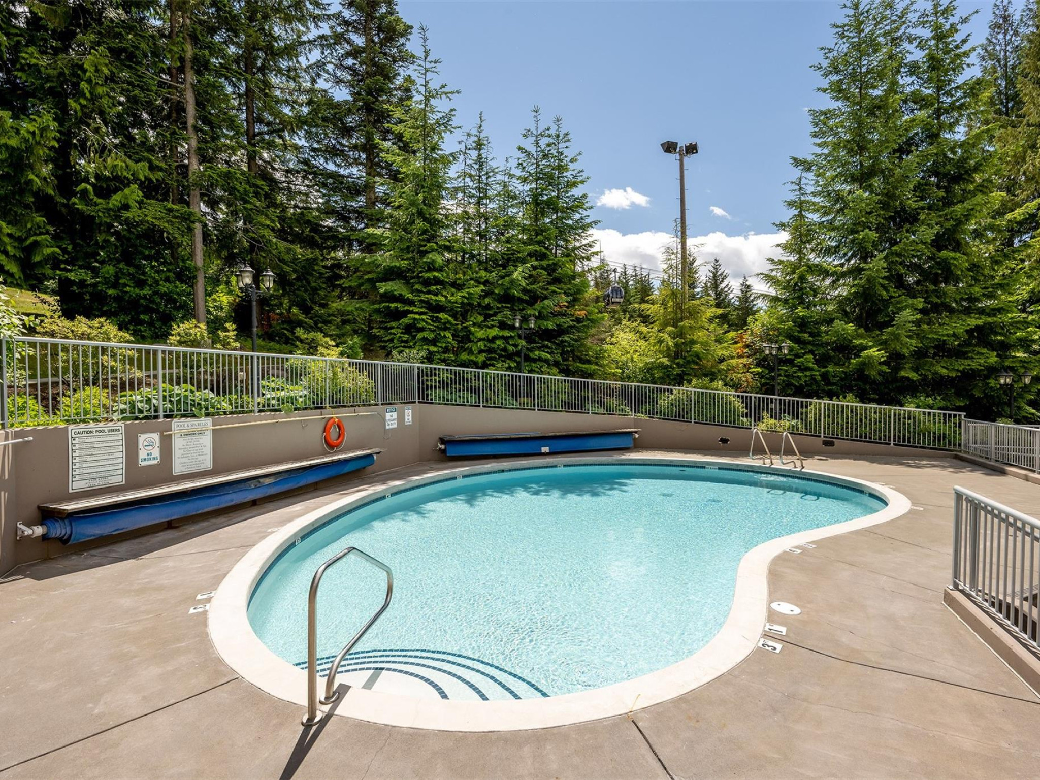 312-4910 Spearhead Place image 19