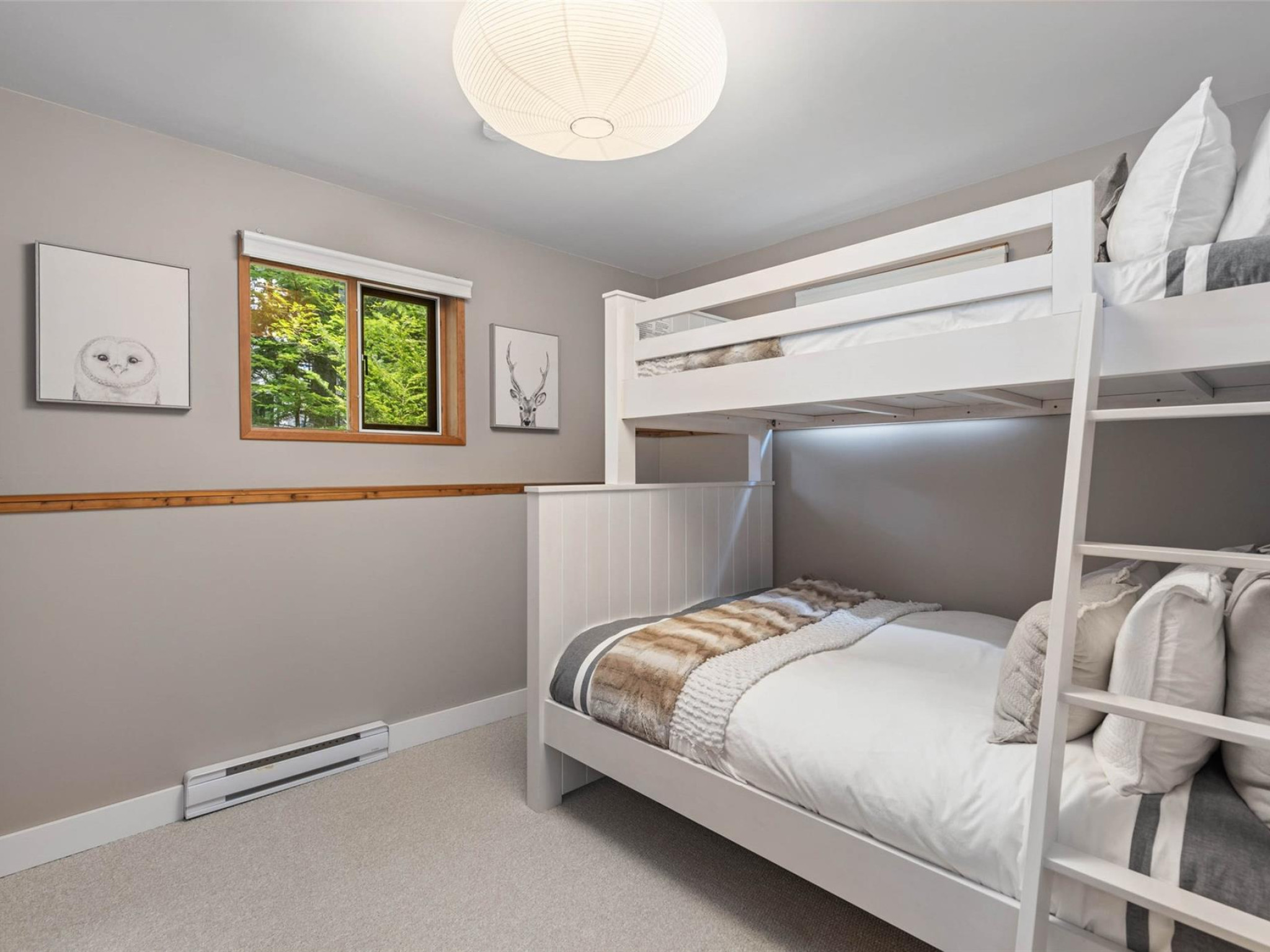 9249 Lakeshore Drive image 29