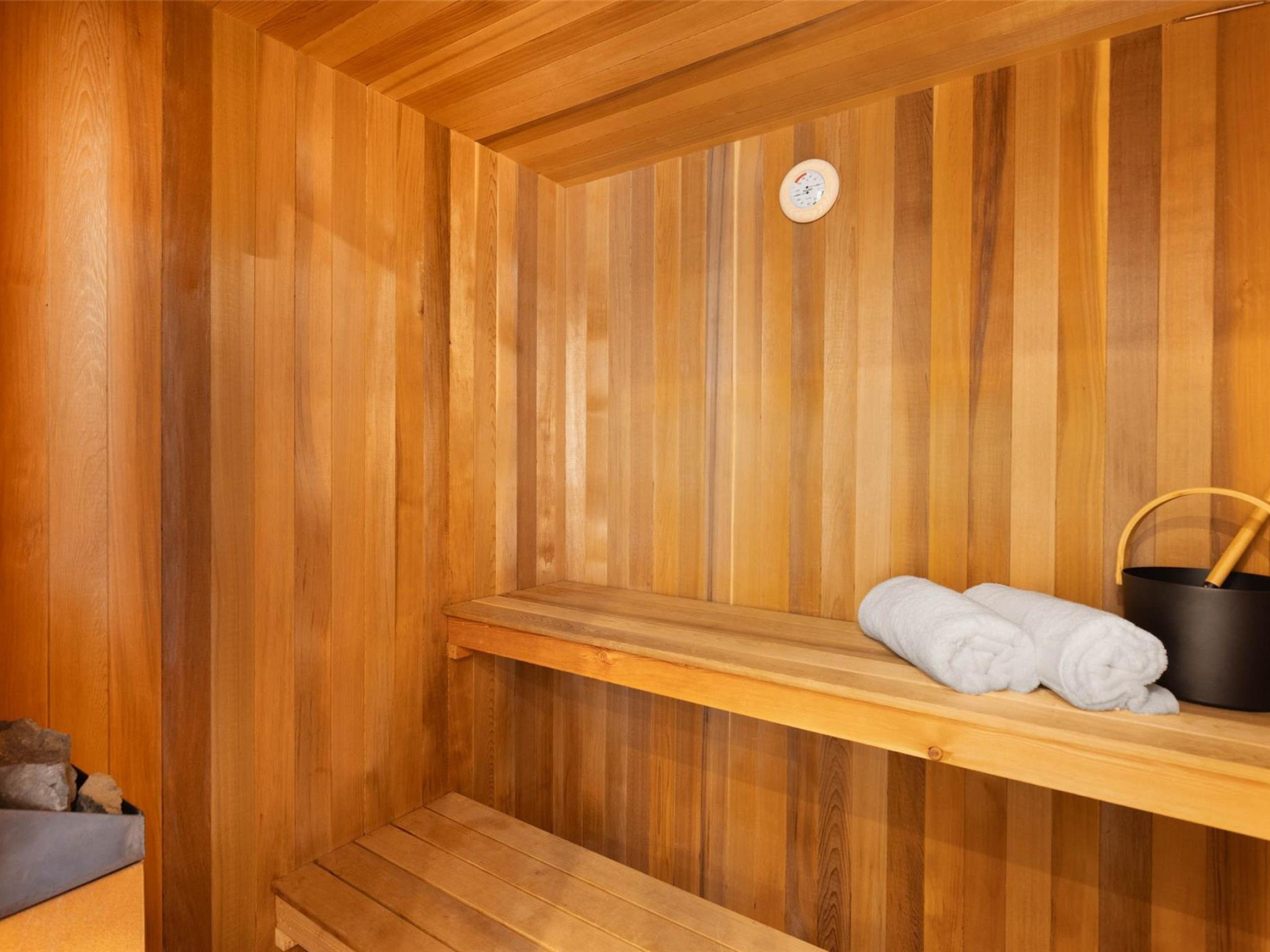 9249 Lakeshore Drive image 36