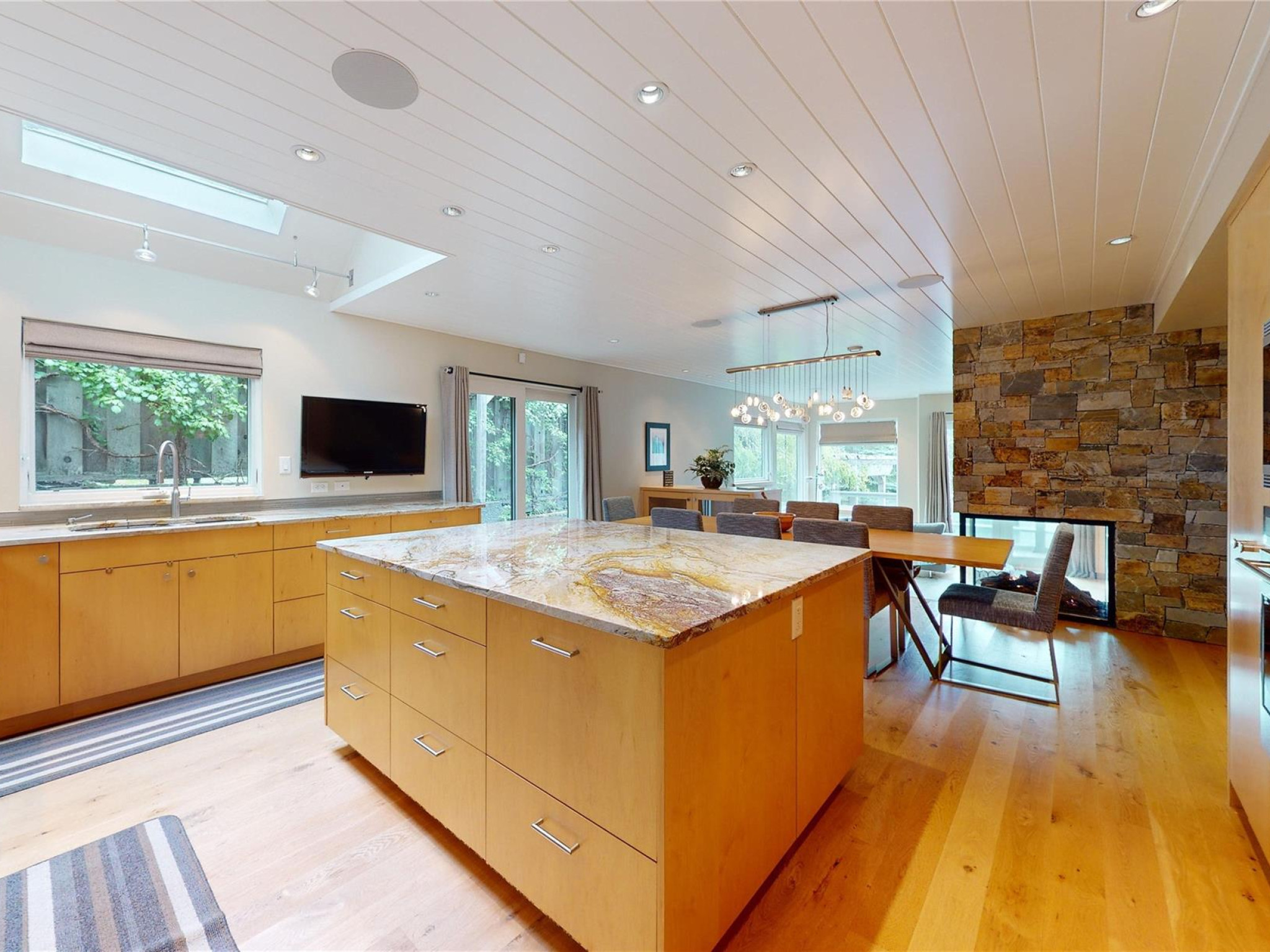 7410 Ambassador Crescent image 9