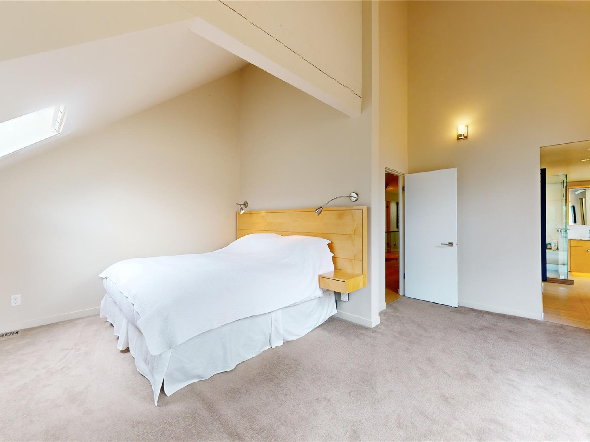 7410 Ambassador Crescent image 12