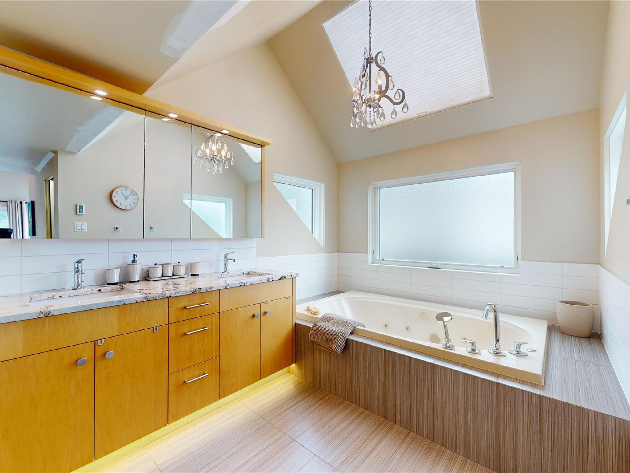 7410 Ambassador Crescent image 13