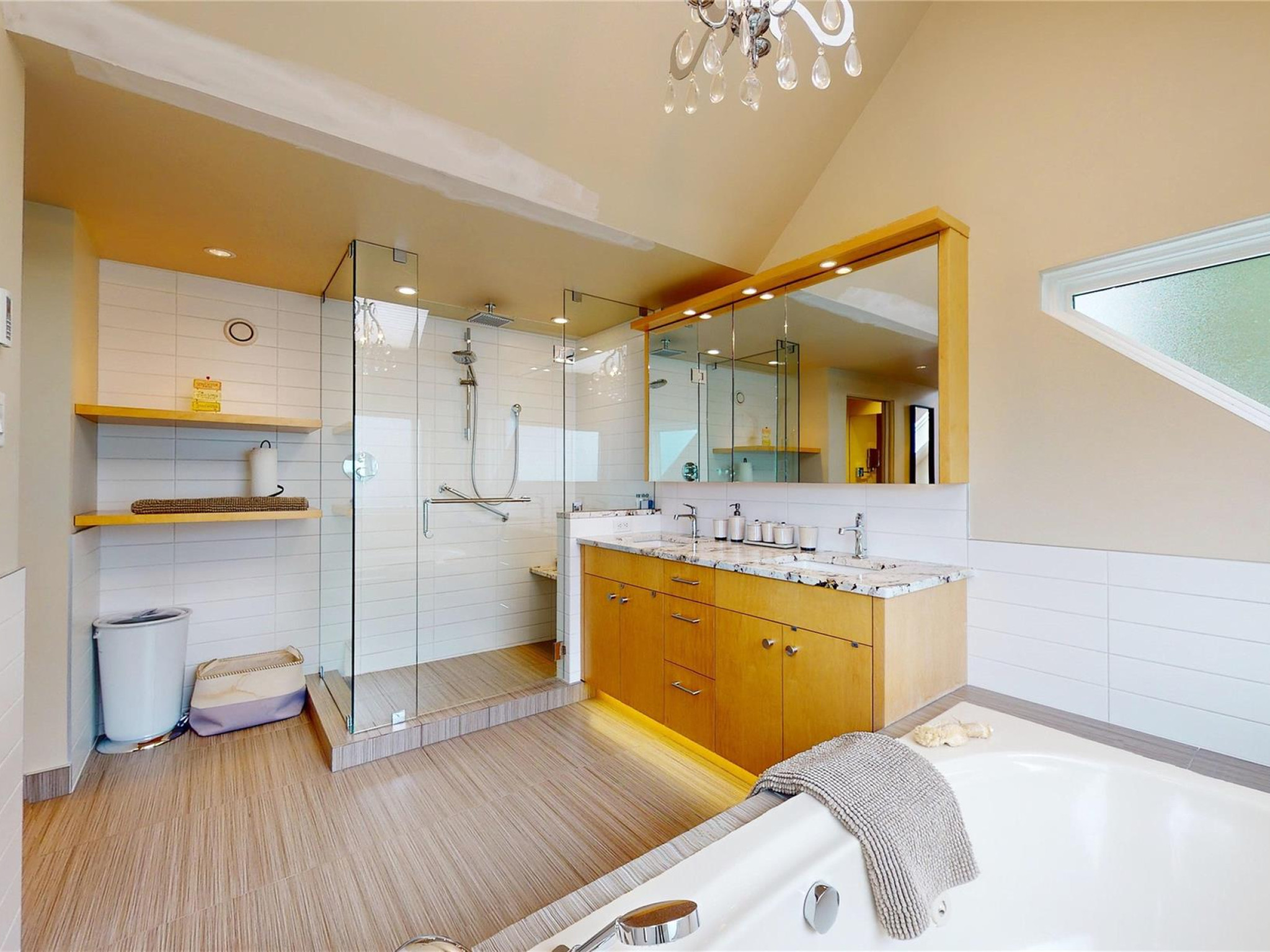 7410 Ambassador Crescent image 14