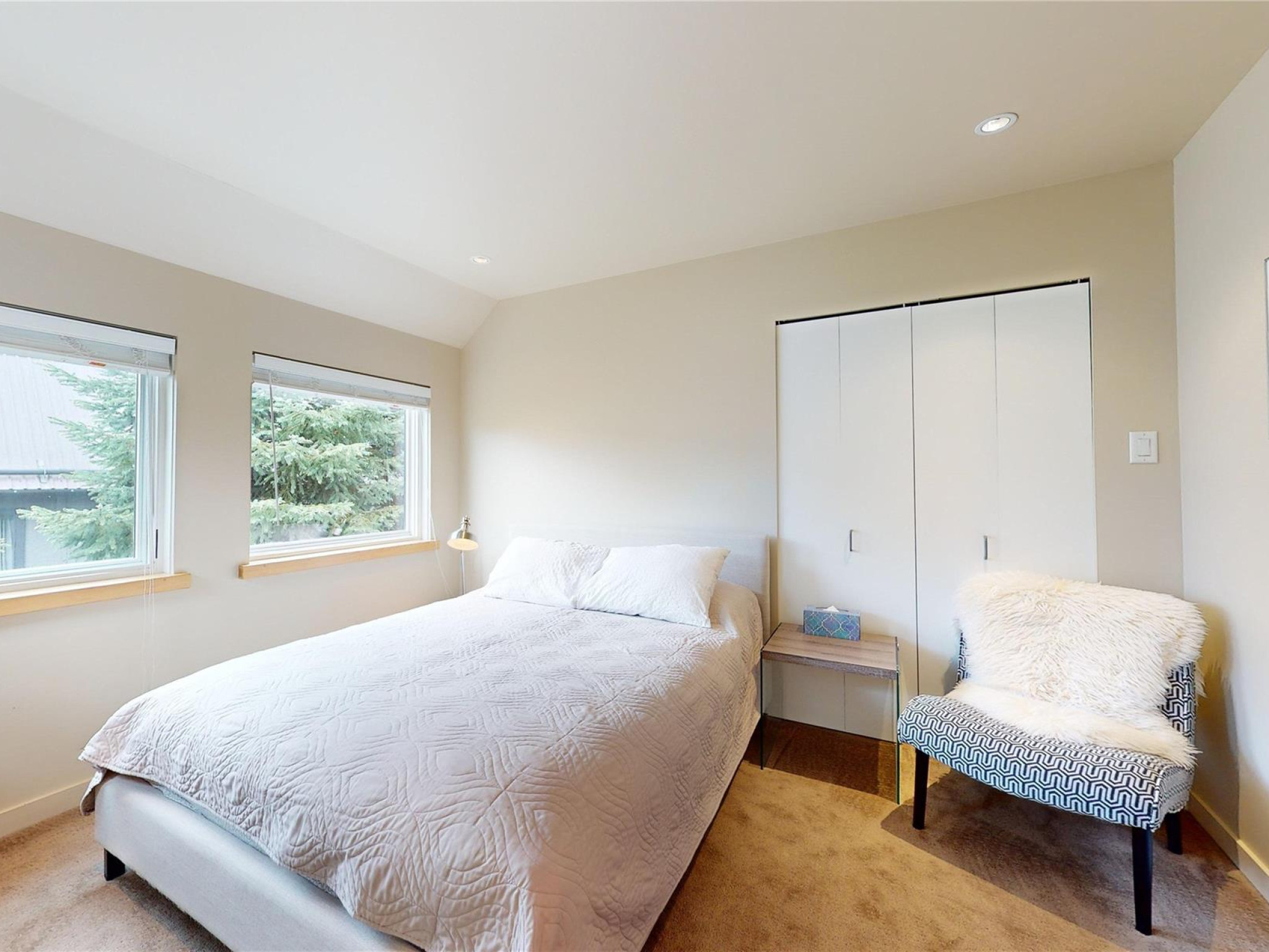 7410 Ambassador Crescent image 16