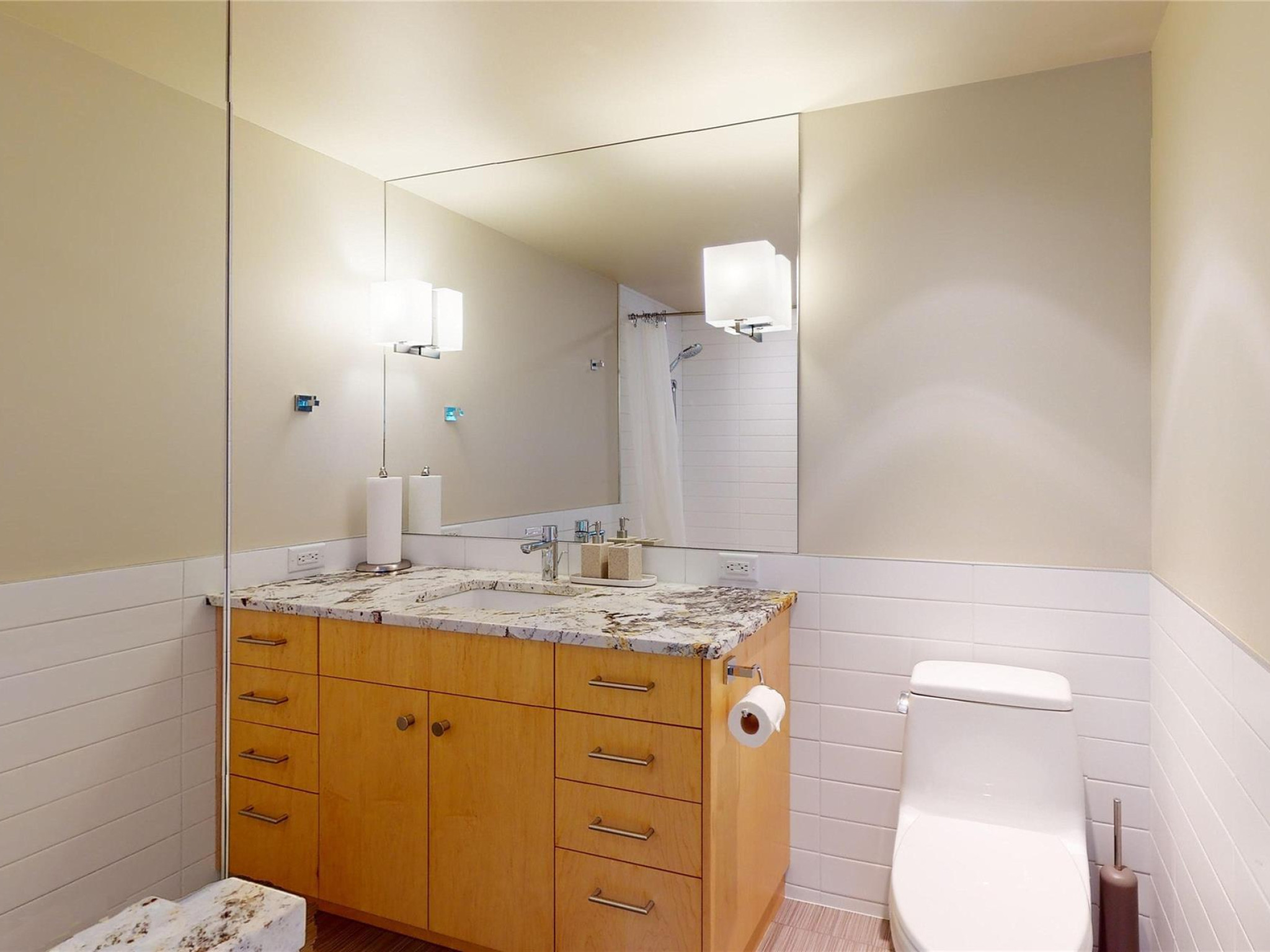 7410 Ambassador Crescent image 23