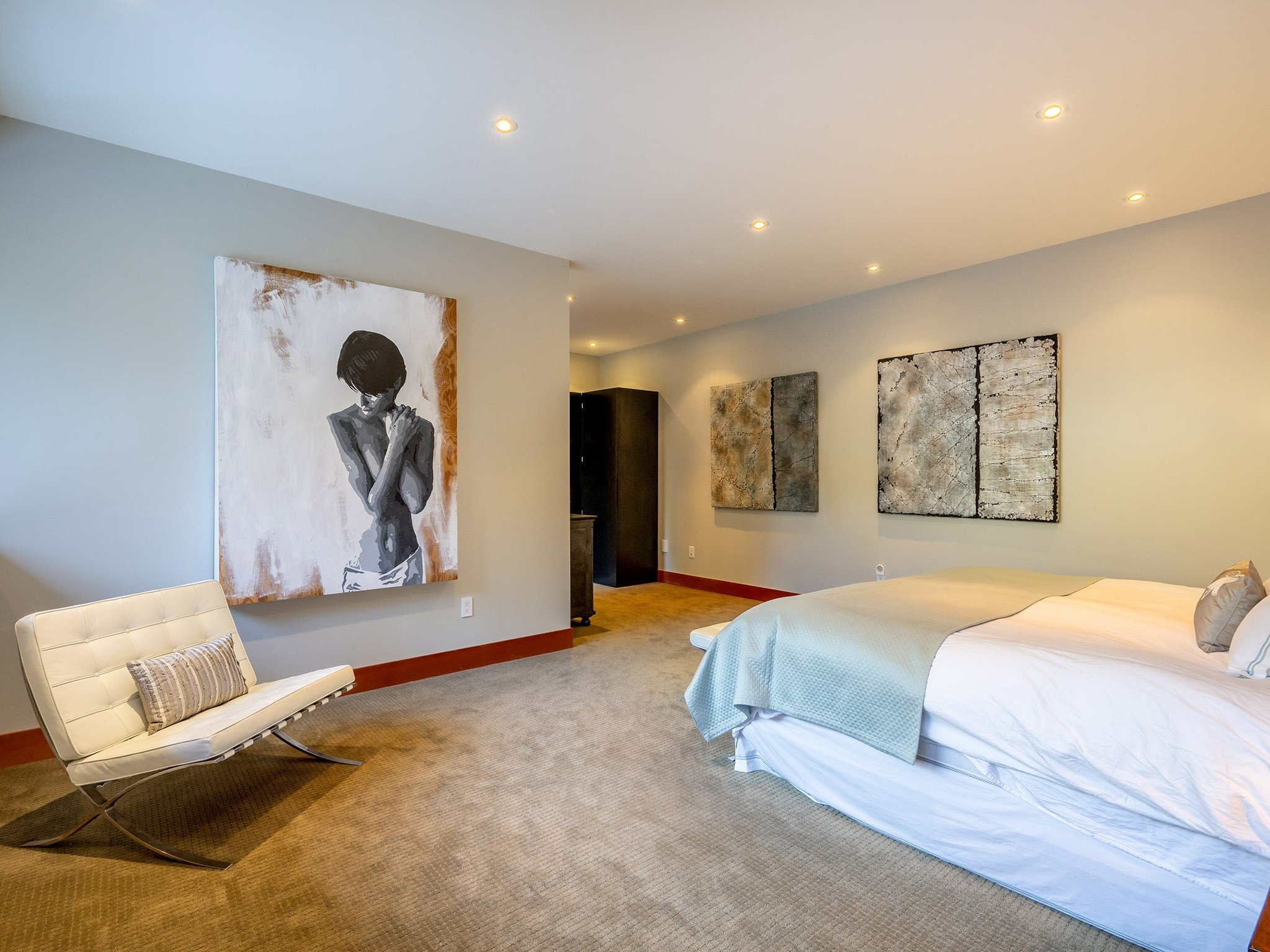 1530 Spring Creek Drive image 13