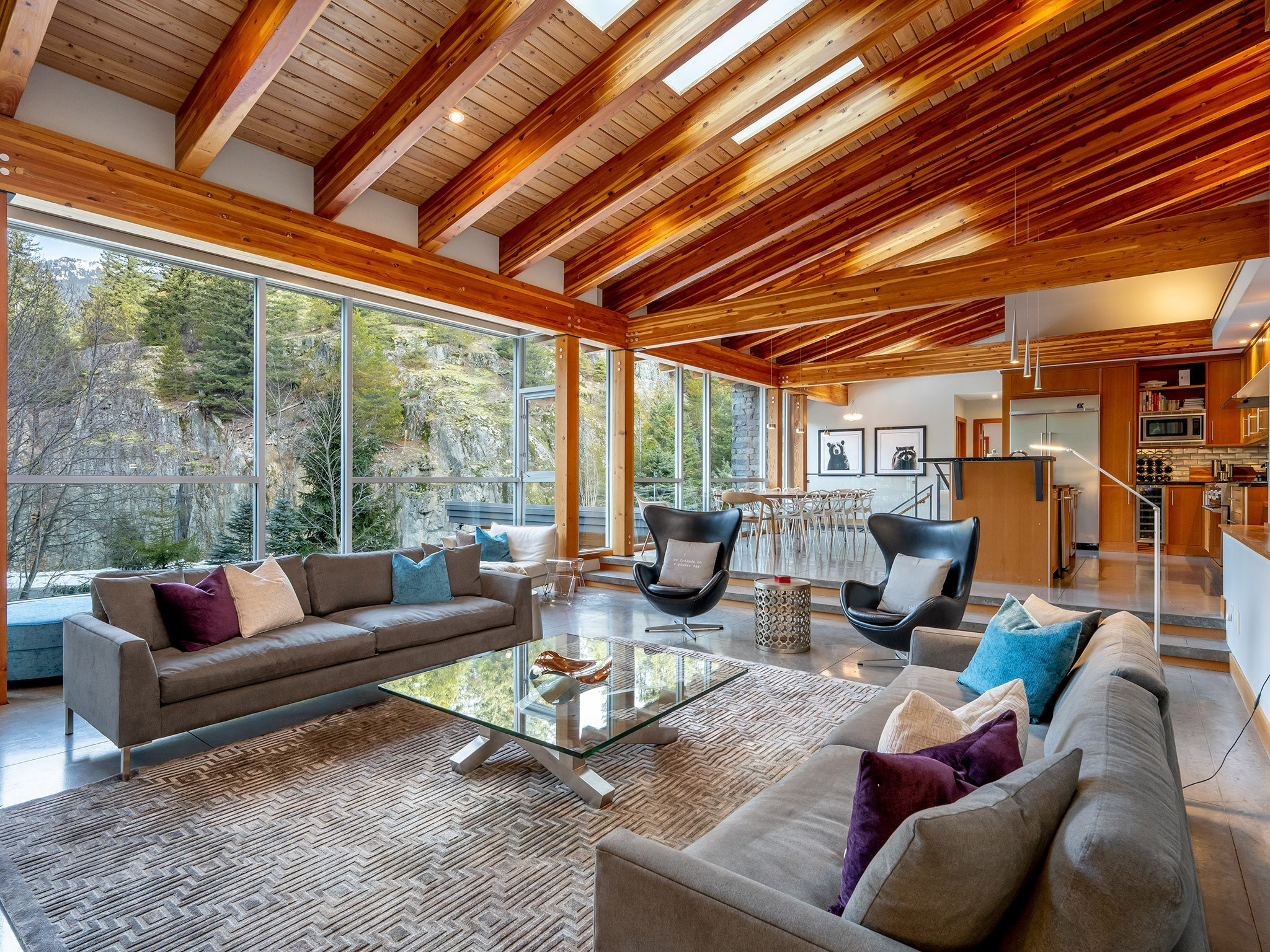 1530 Spring Creek Drive image 1