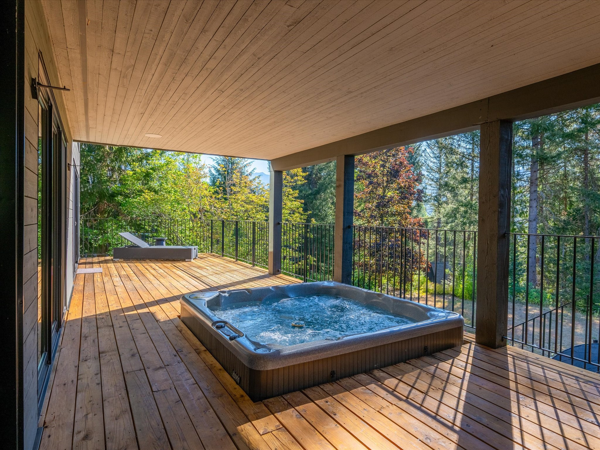 8476 Matterhorn Drive image 21