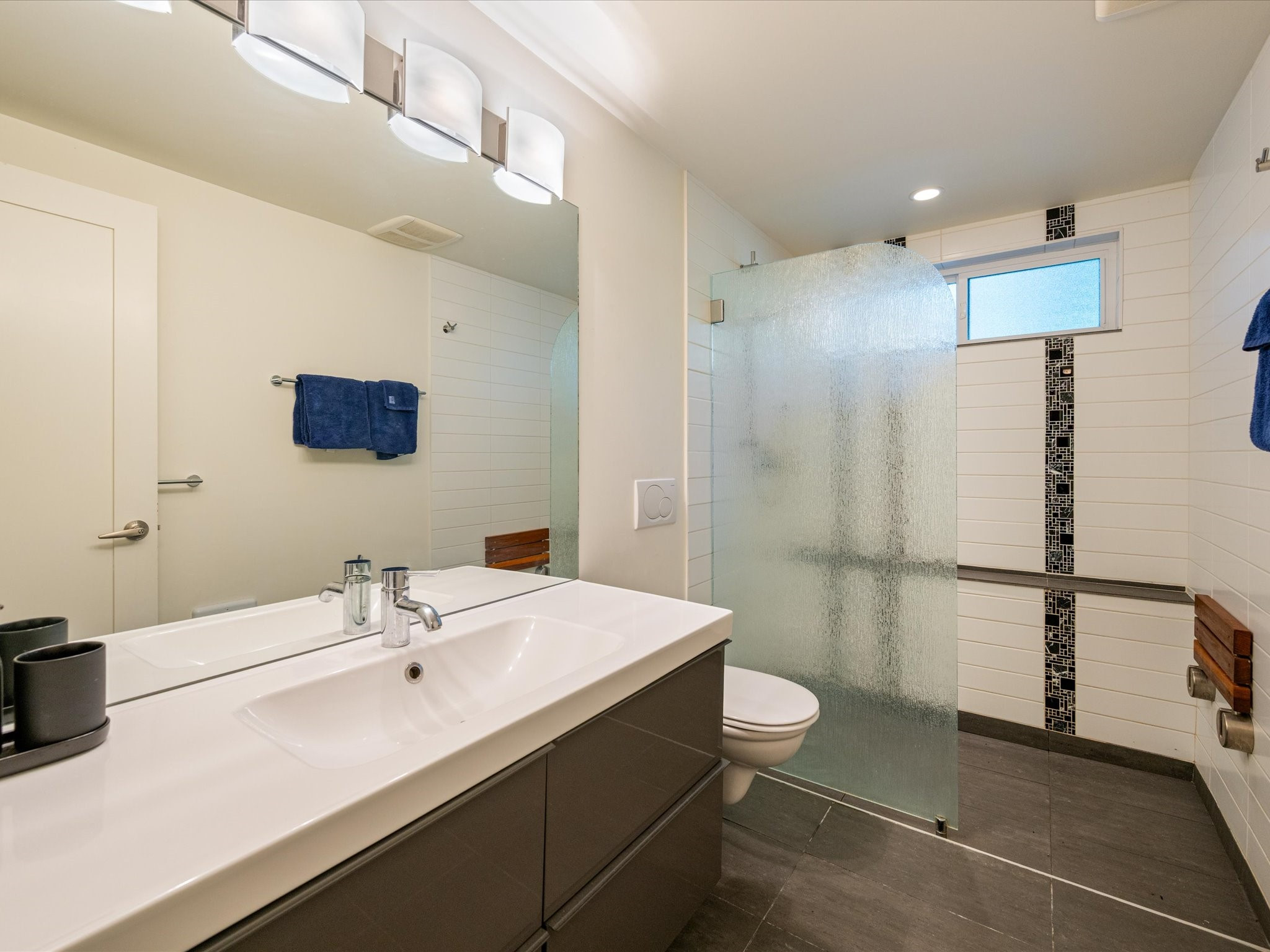 8476 Matterhorn Drive image 28