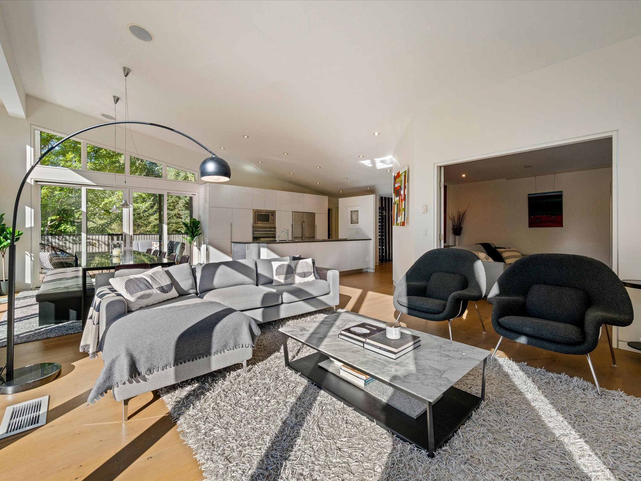 8476 Matterhorn Drive image 7