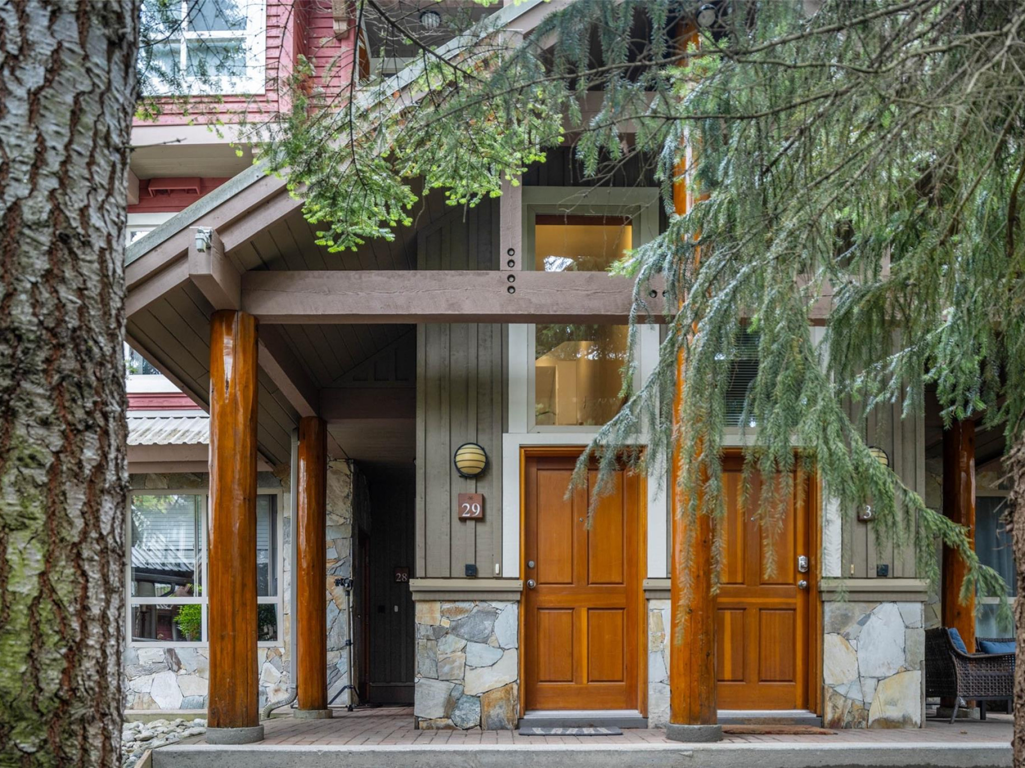 29-4385 Northlands Boulevard image 1