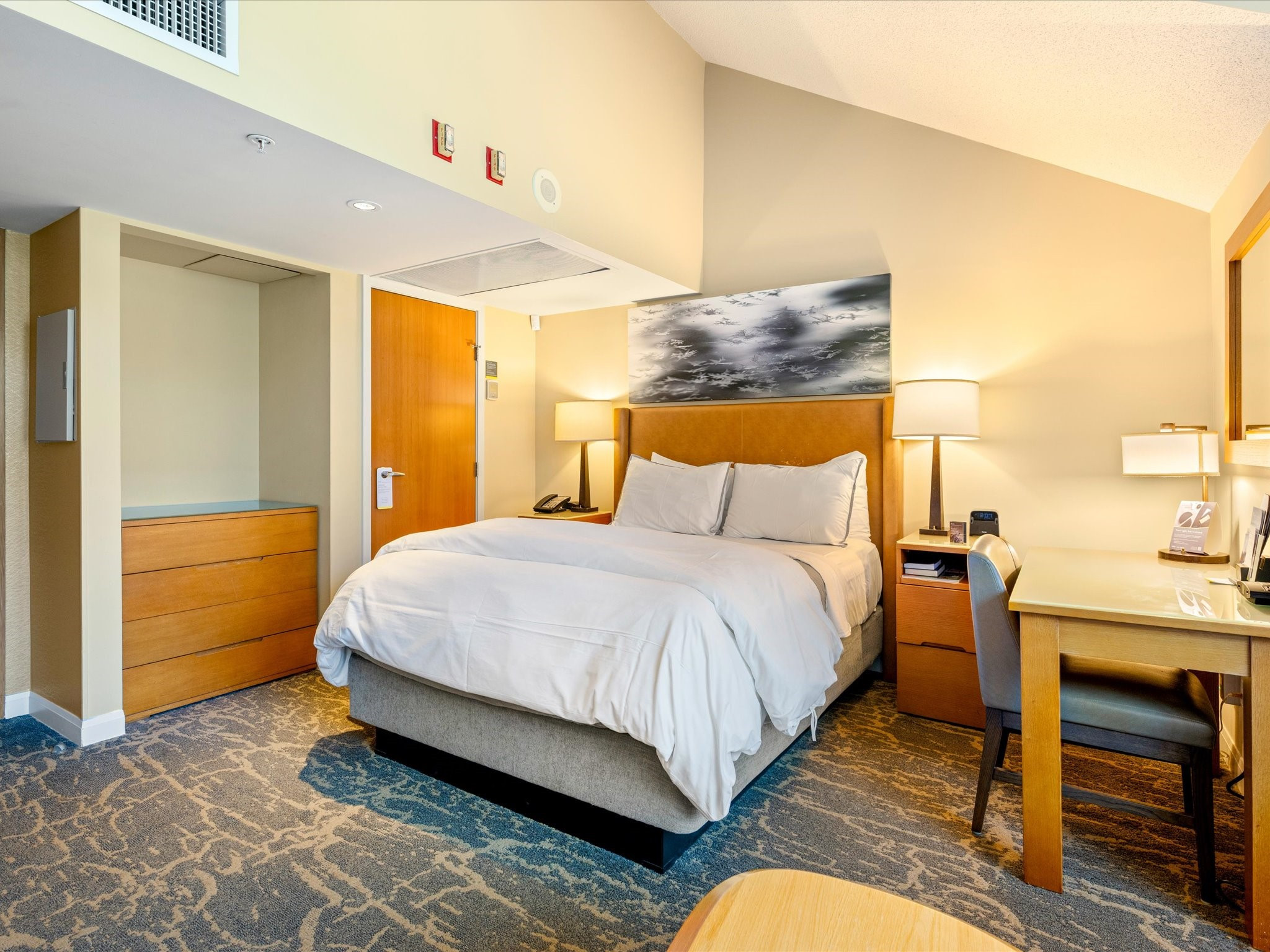 904-4090 Whistler Way image 2