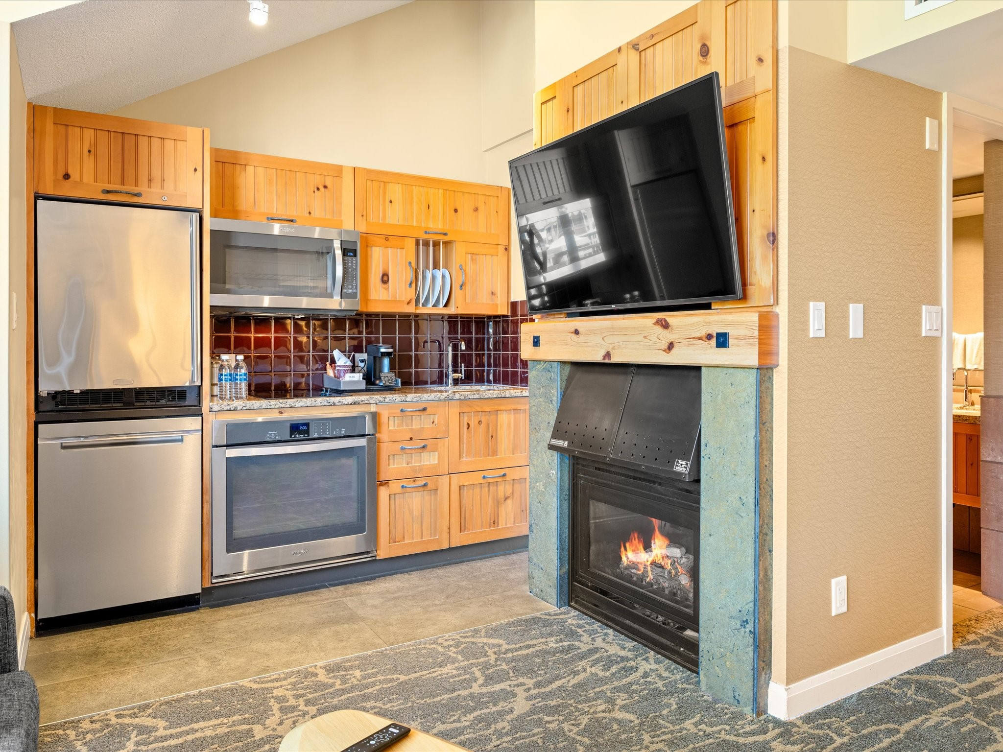 904-4090 Whistler Way image 3