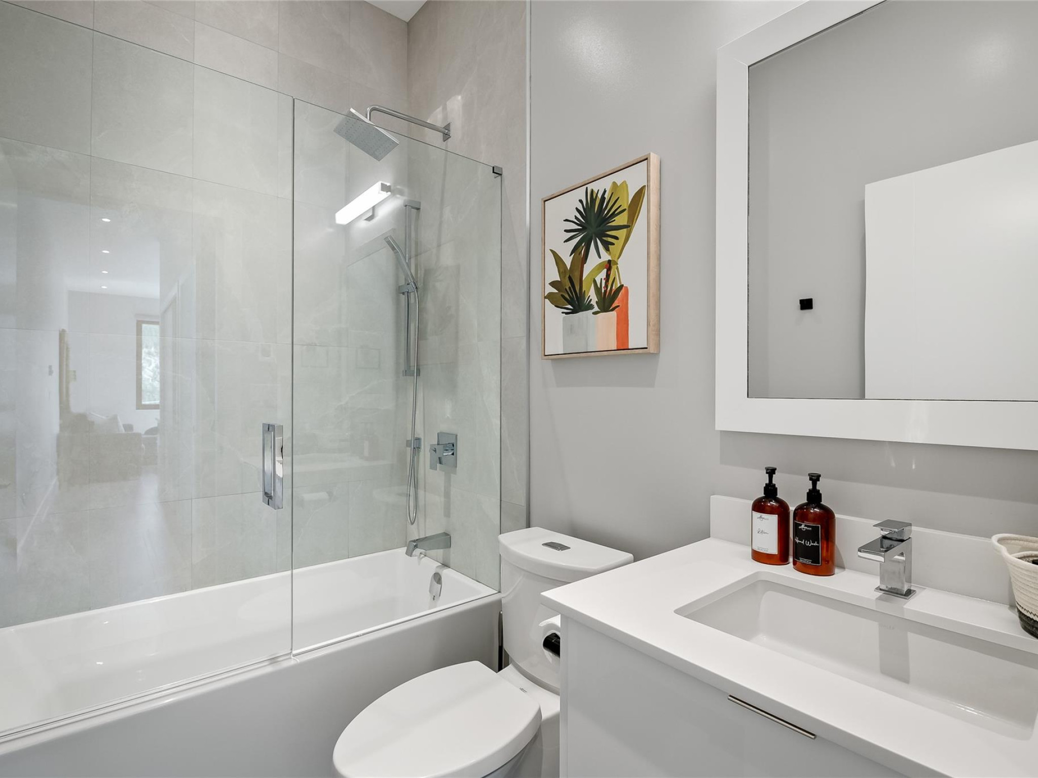 9292 Stellar's Way image 31