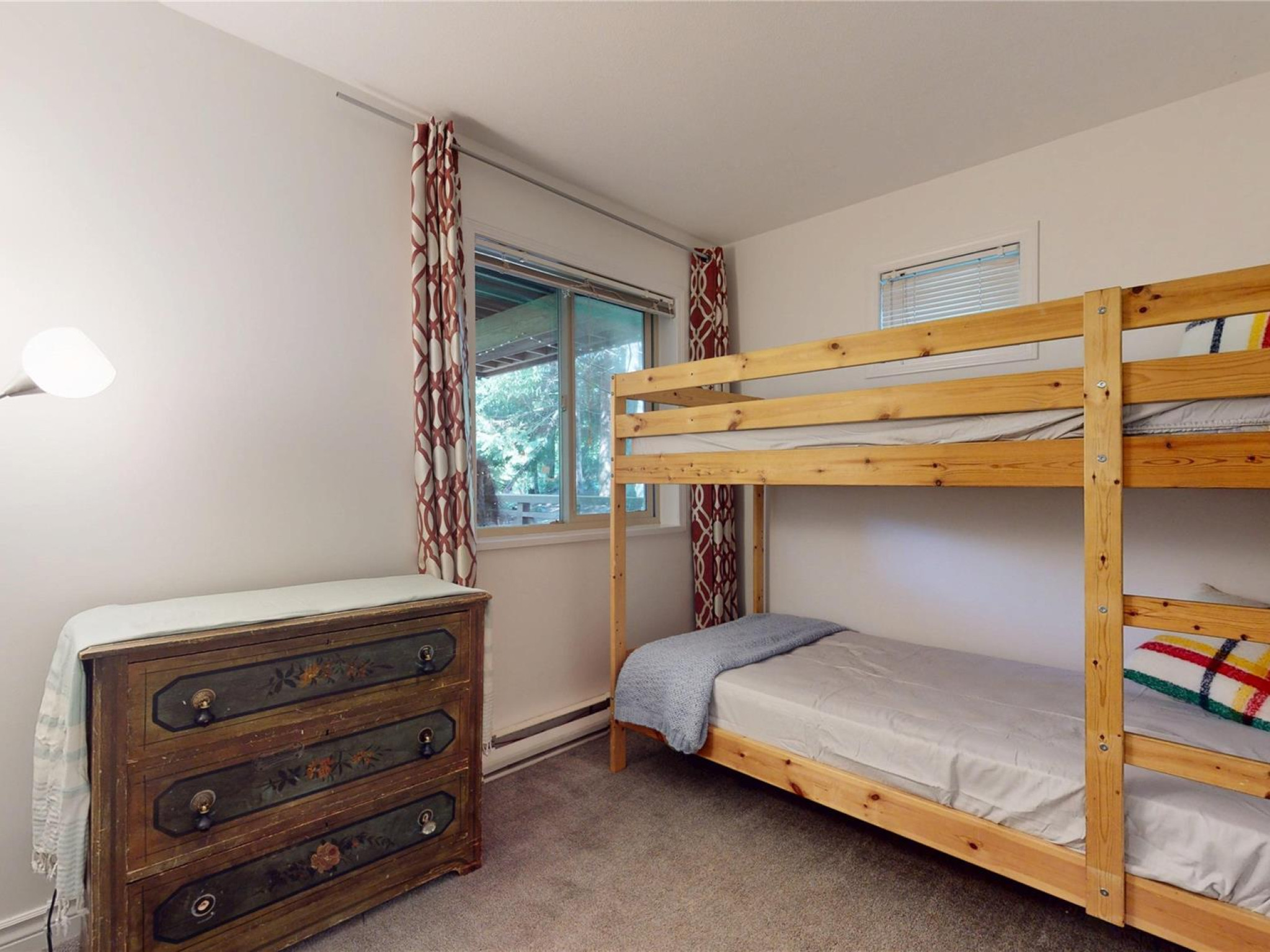 101-3070 Hillcrest Drive image 6