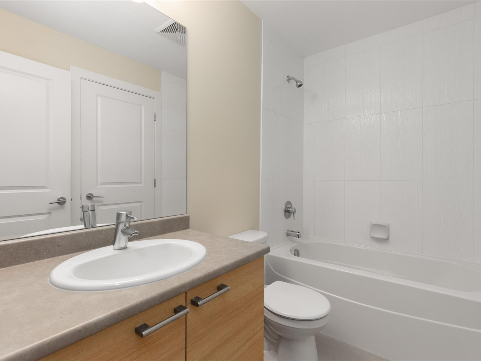 209-7445 Frontier Street image 9