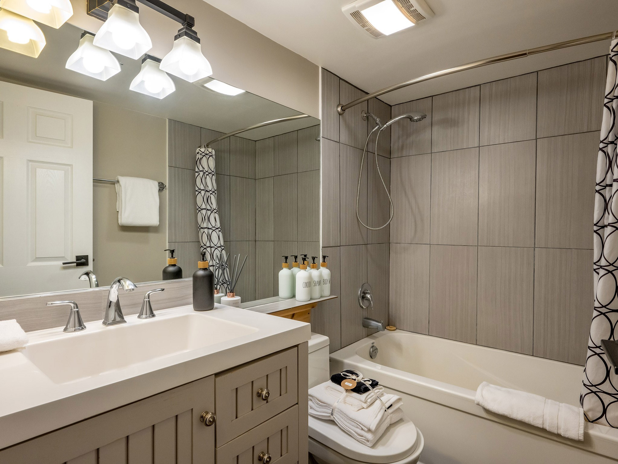 347-4340 Lorimer Road image 10