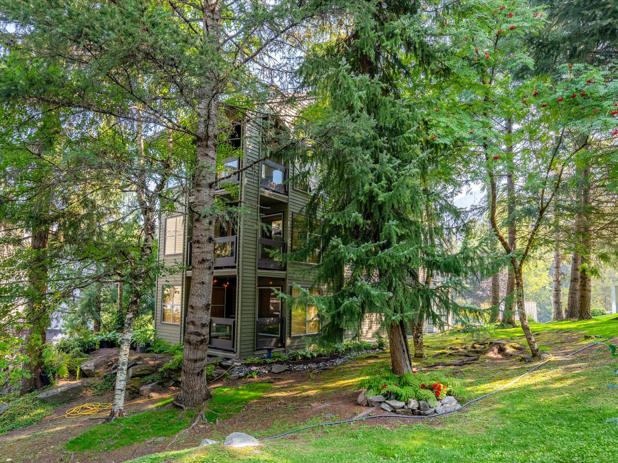 6-2217 Marmot Place image 17