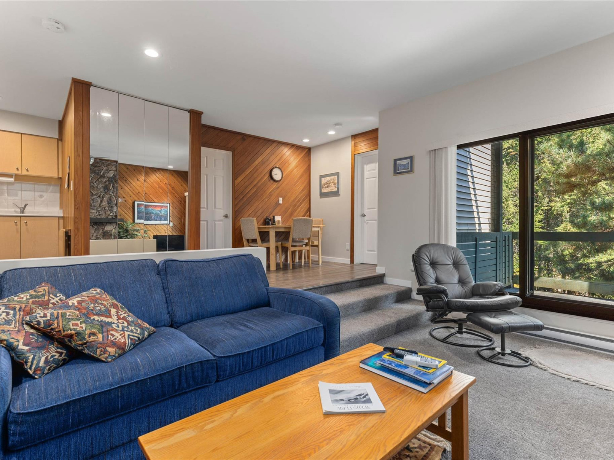 F201-1400 Alta Lake Road image 9