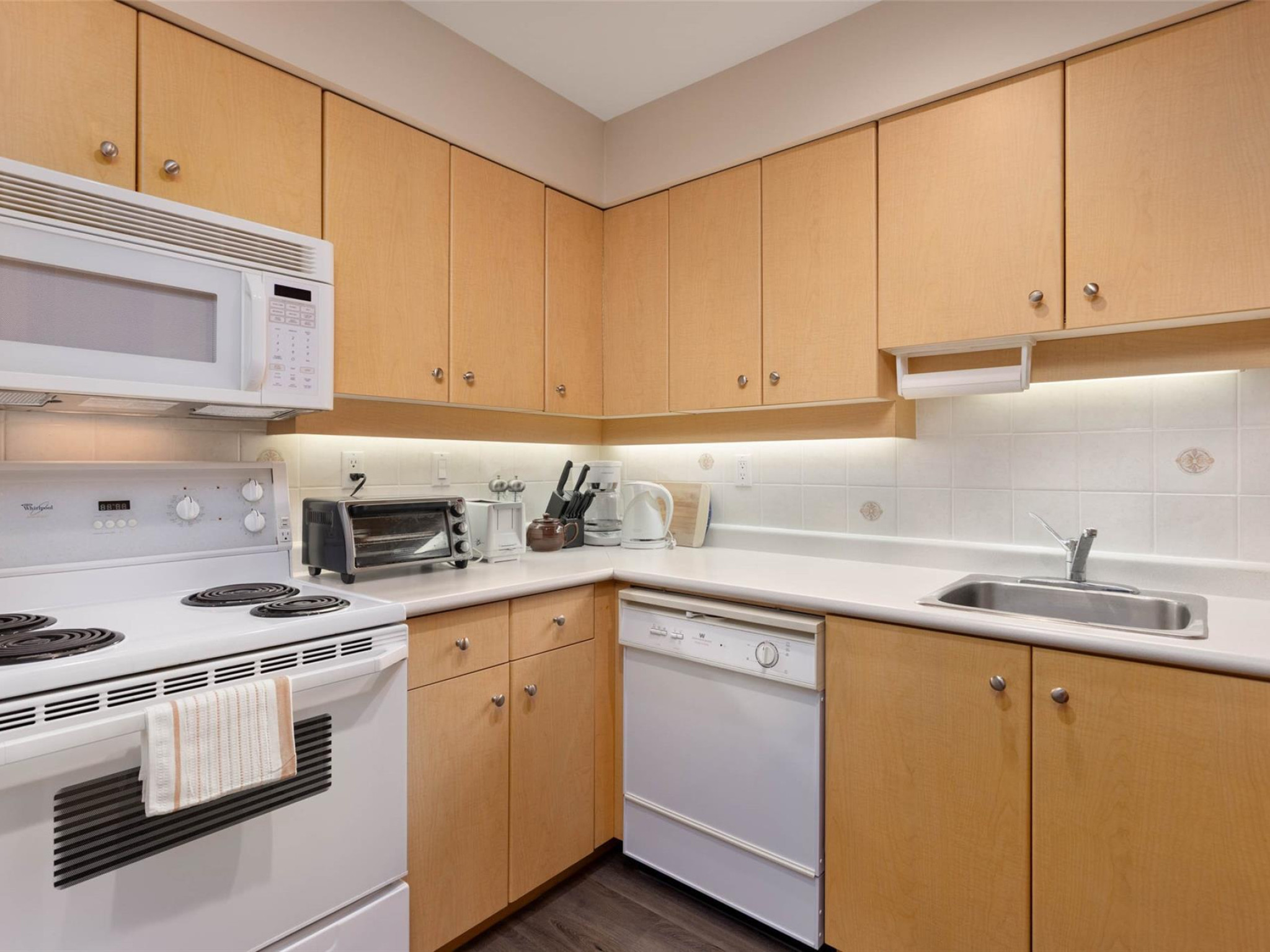 F201-1400 Alta Lake Road image 3