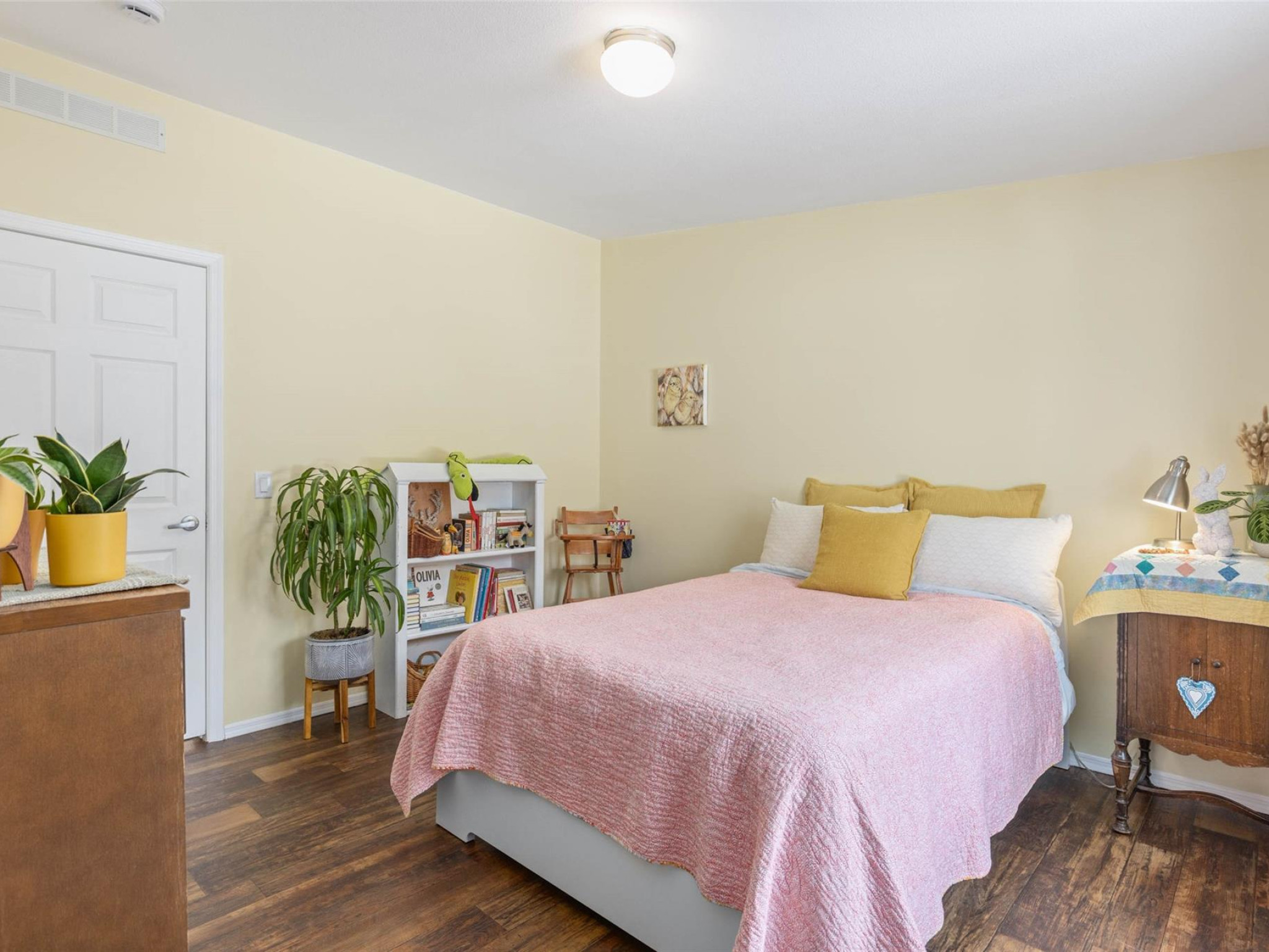 899 Erickson Road image 19